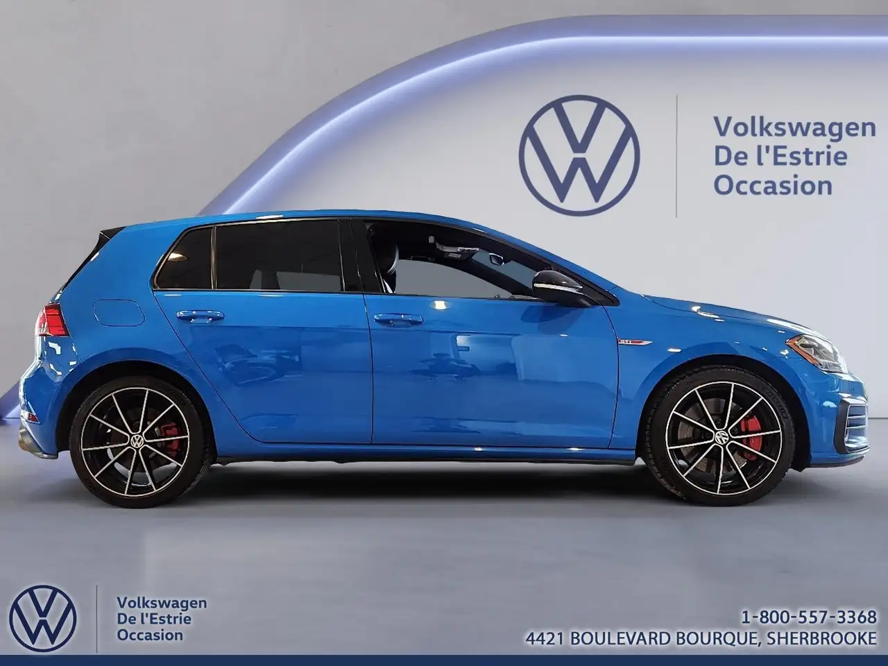 Volkswagen Golf GTI снимка Volkswagen Golf GTI