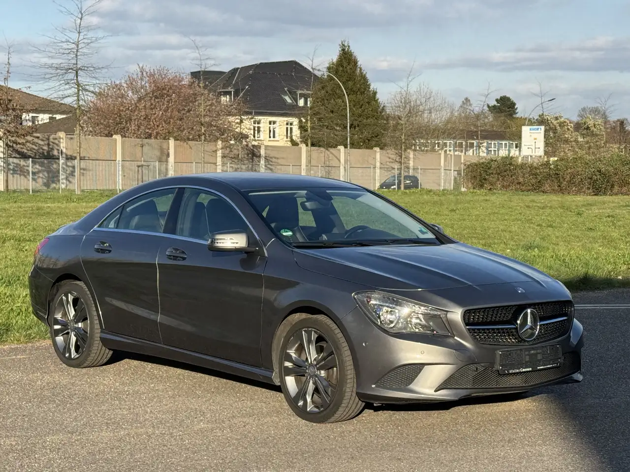 Mercedes-Benz CLA 200