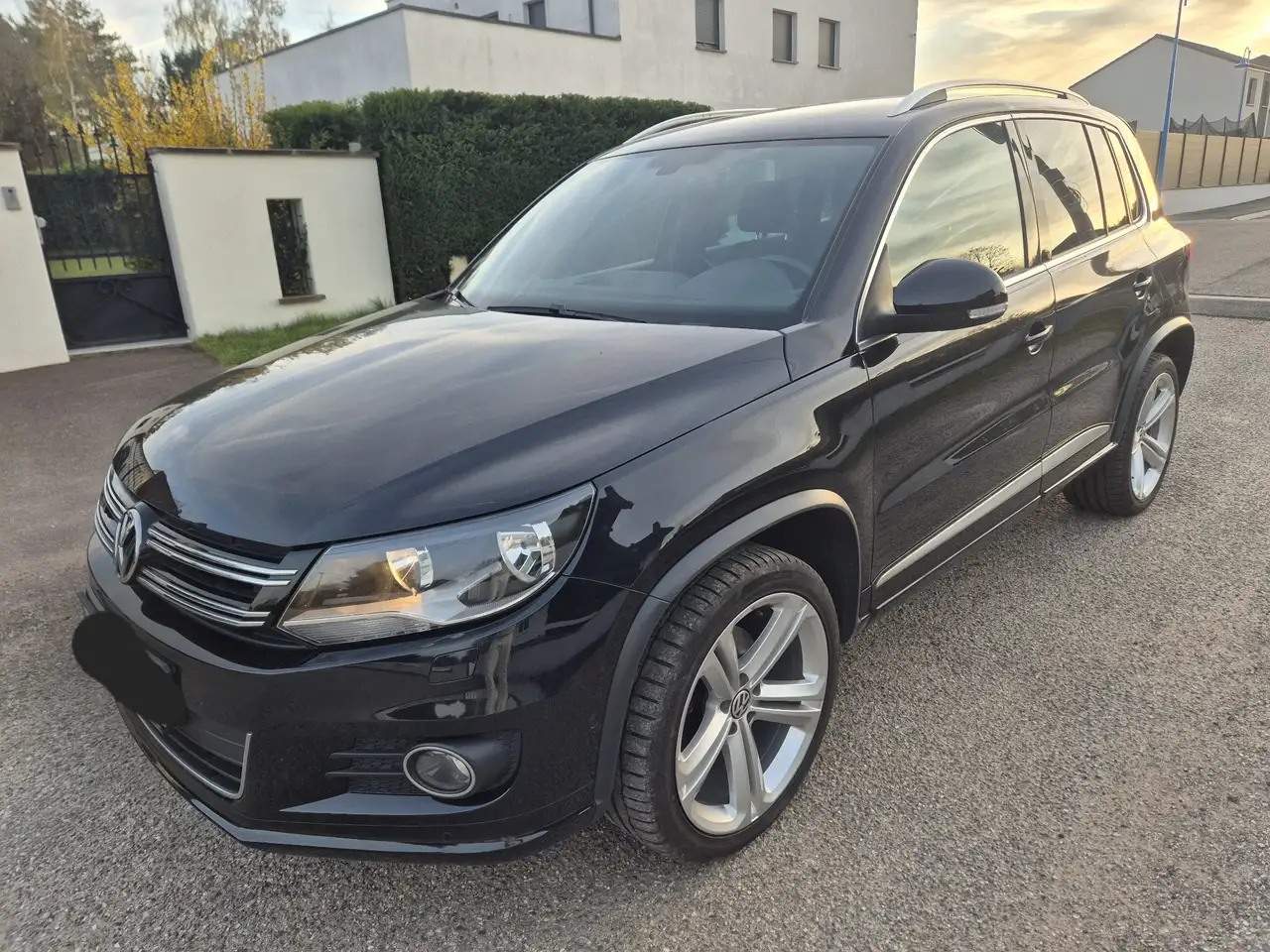 Volkswagen Tiguan 2.0 TDI 140 FAP R-Line 4Motion