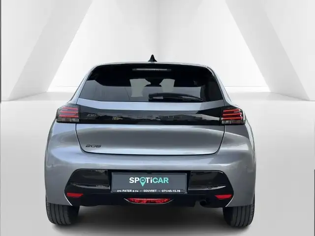 Peugeot 208 view 5