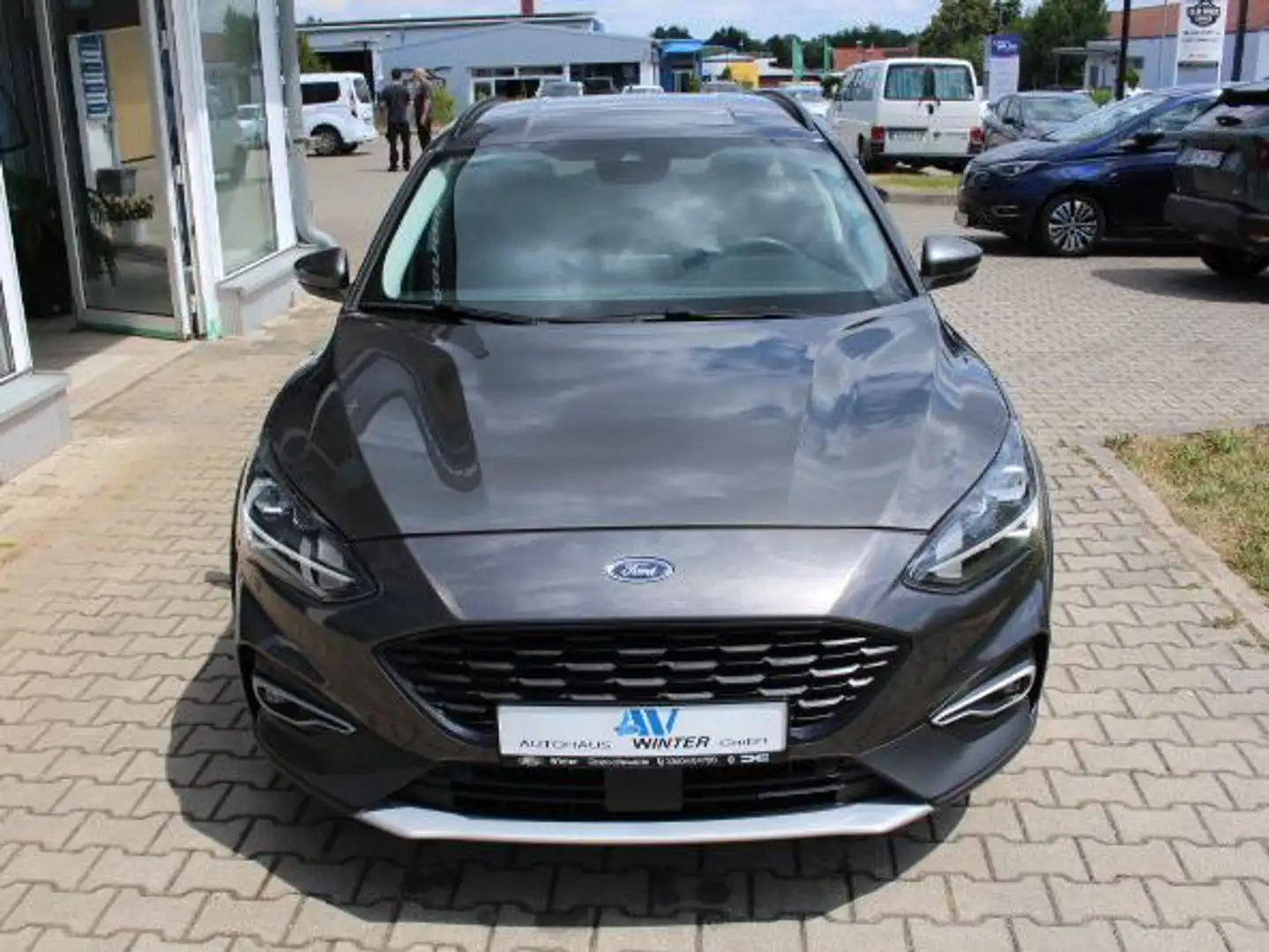 Ford Focus Turnier 1.5 EcoBoost Start-Stopp-System ACTIVE Grau - 2