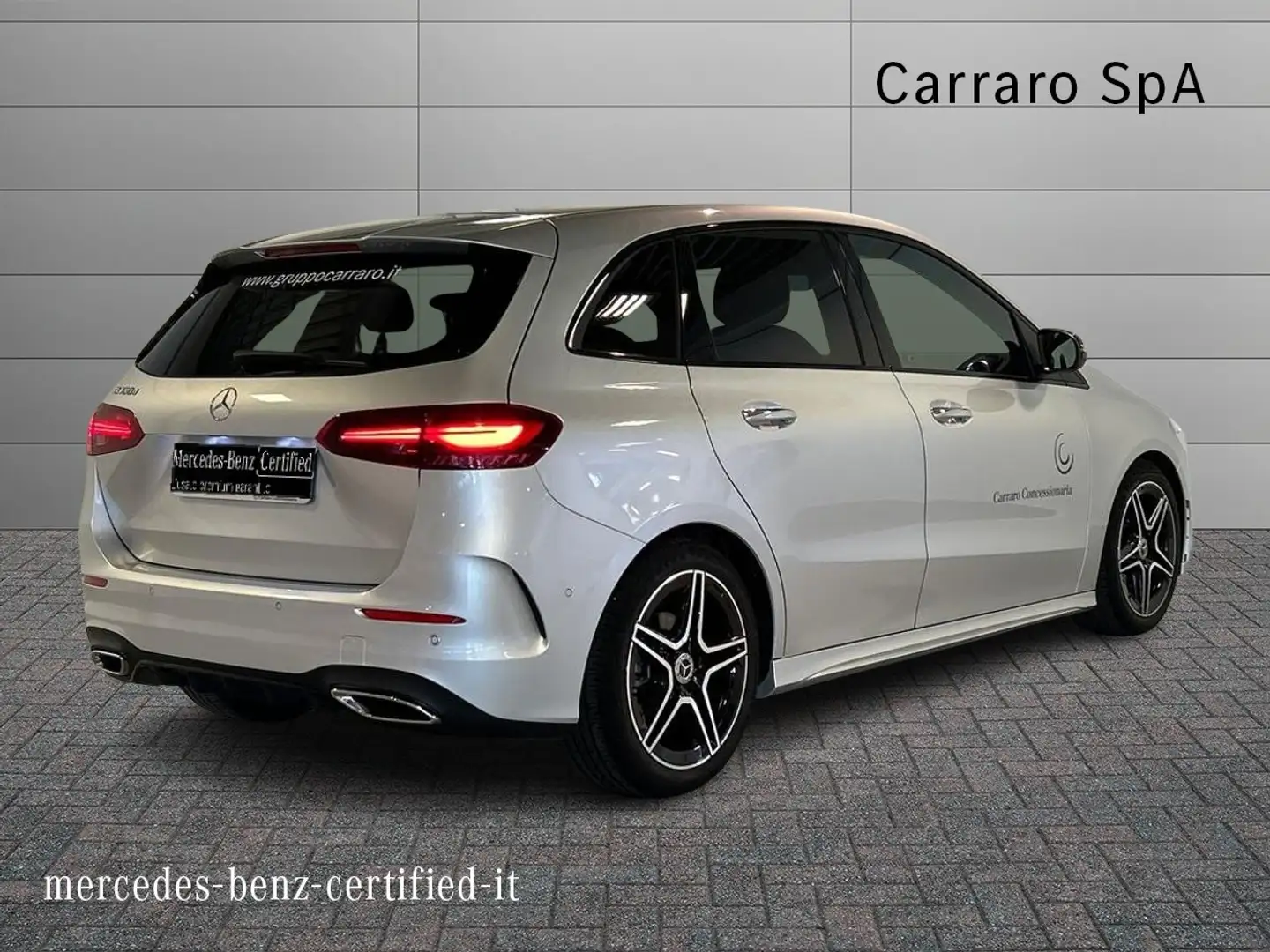 Mercedes-Benz B 180 d Zilver - 2