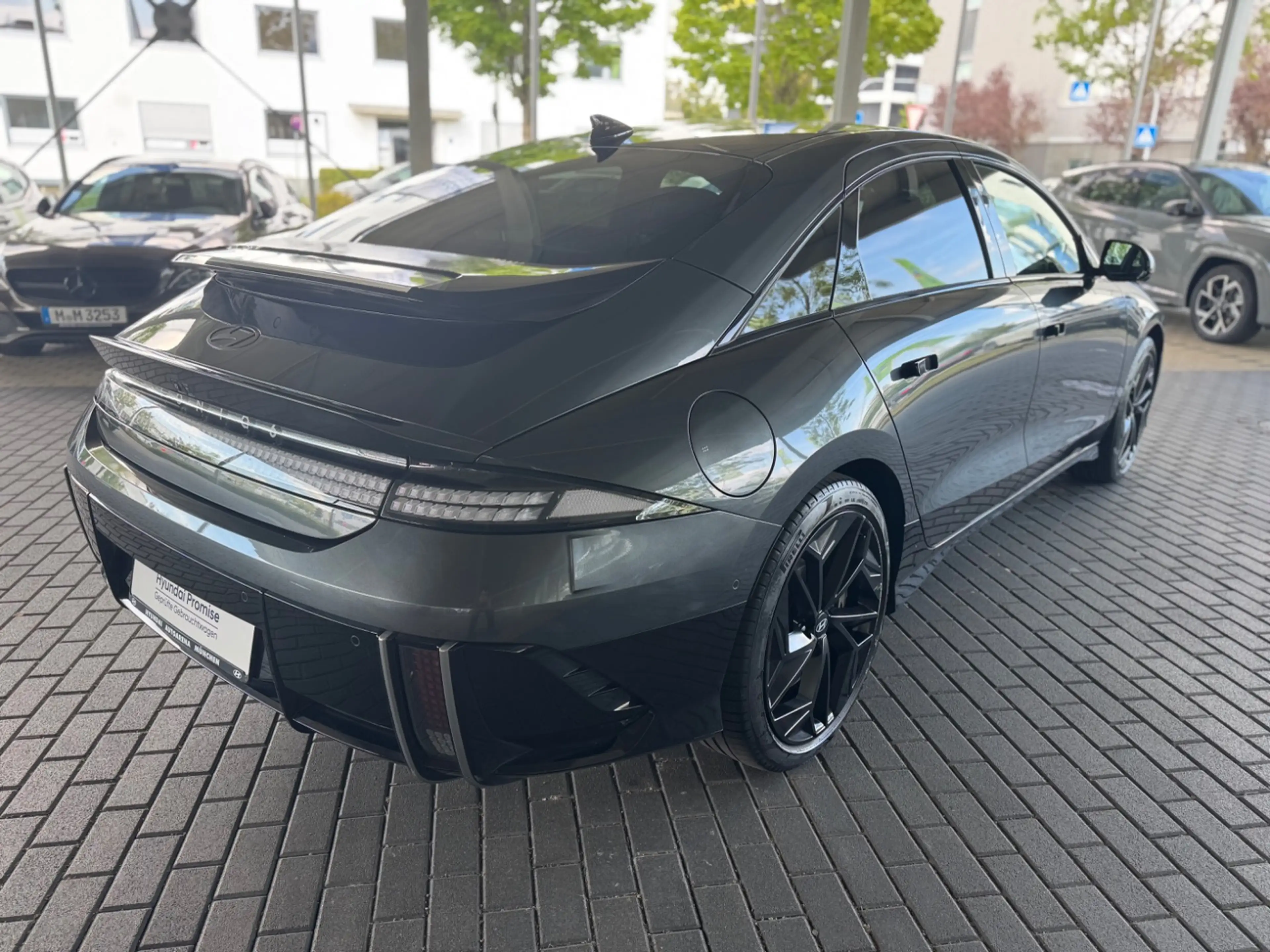 Hyundai IONIQ 6 Elektro 77 First Edition 2xKlima 360 ACC — photo 9