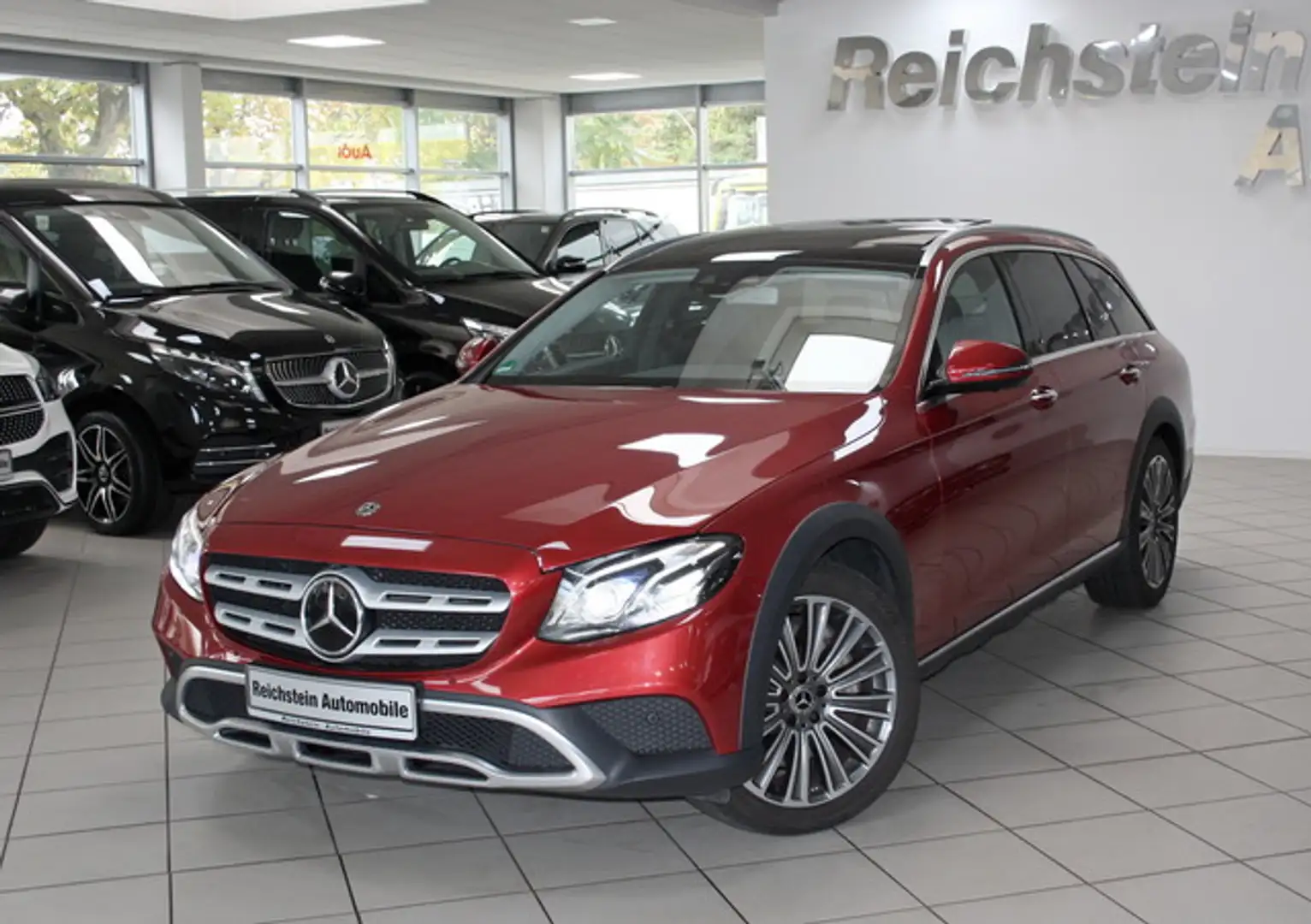 Mercedes-Benz E 400 d 4M All-Terrain 98 T/NP MASSAGE STAND AHK Rouge - 1