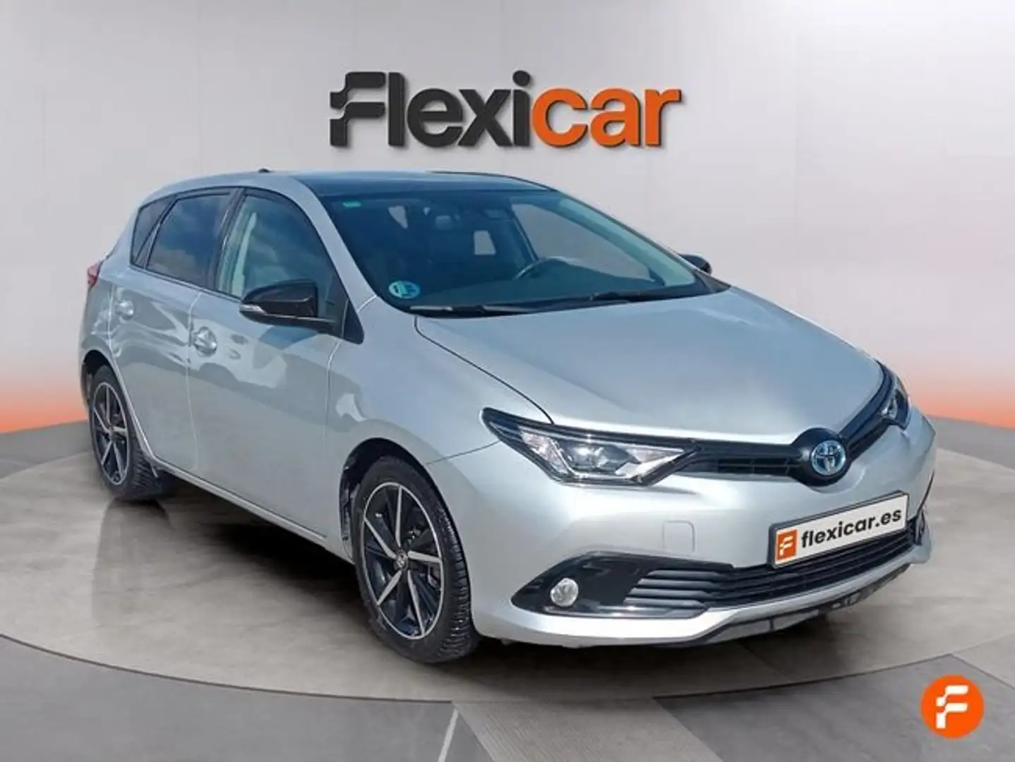 Toyota Auris hybrid 140H Feel! Edition Gris - 2
