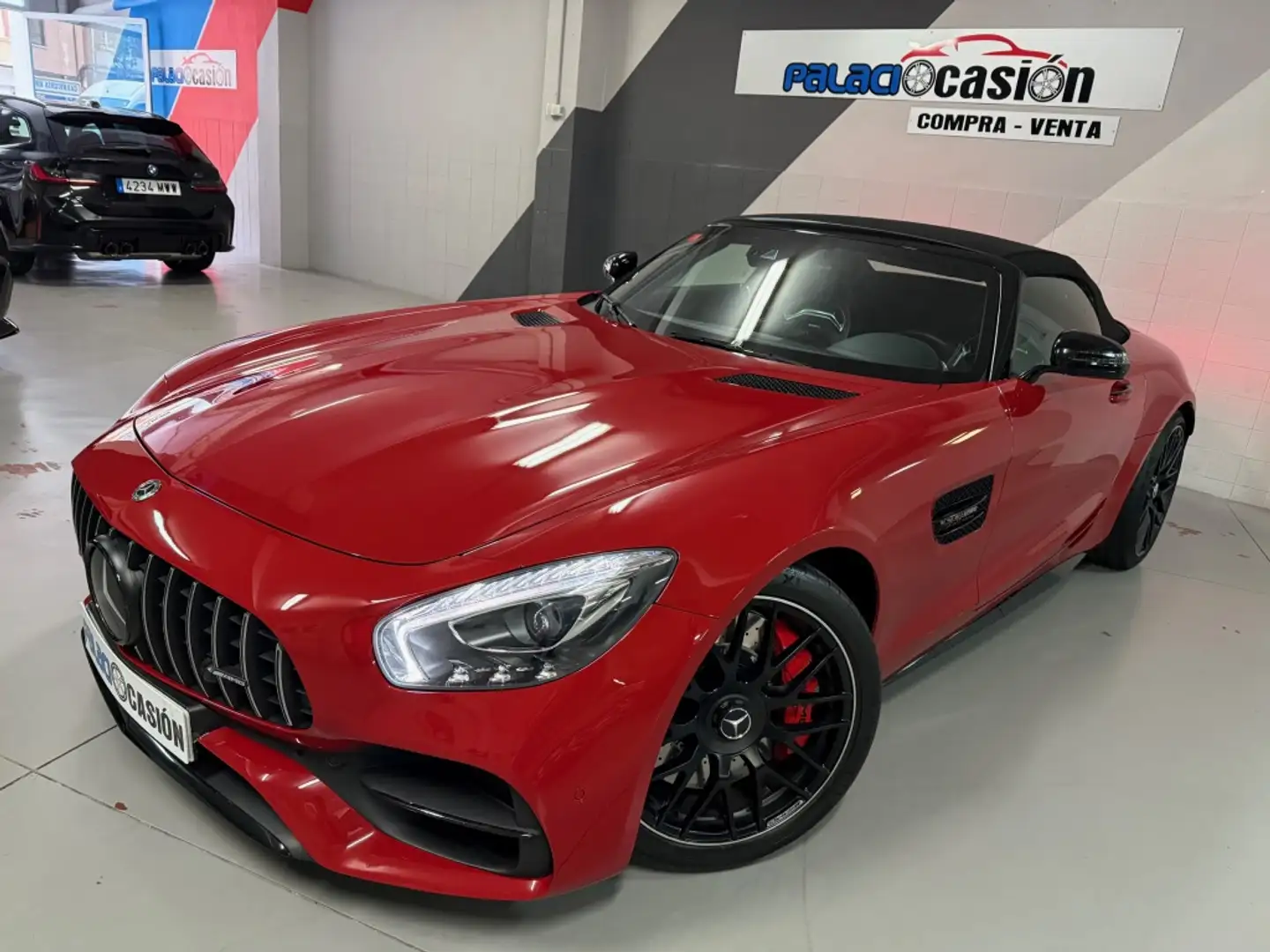 Mercedes-Benz AMG GT Roadster C 557 Rojo - 2