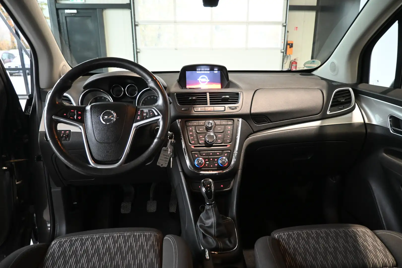 Opel Mokka 1.6 Selection Clima Navigatie Trekhaak Goed Onderh Grijs - 2