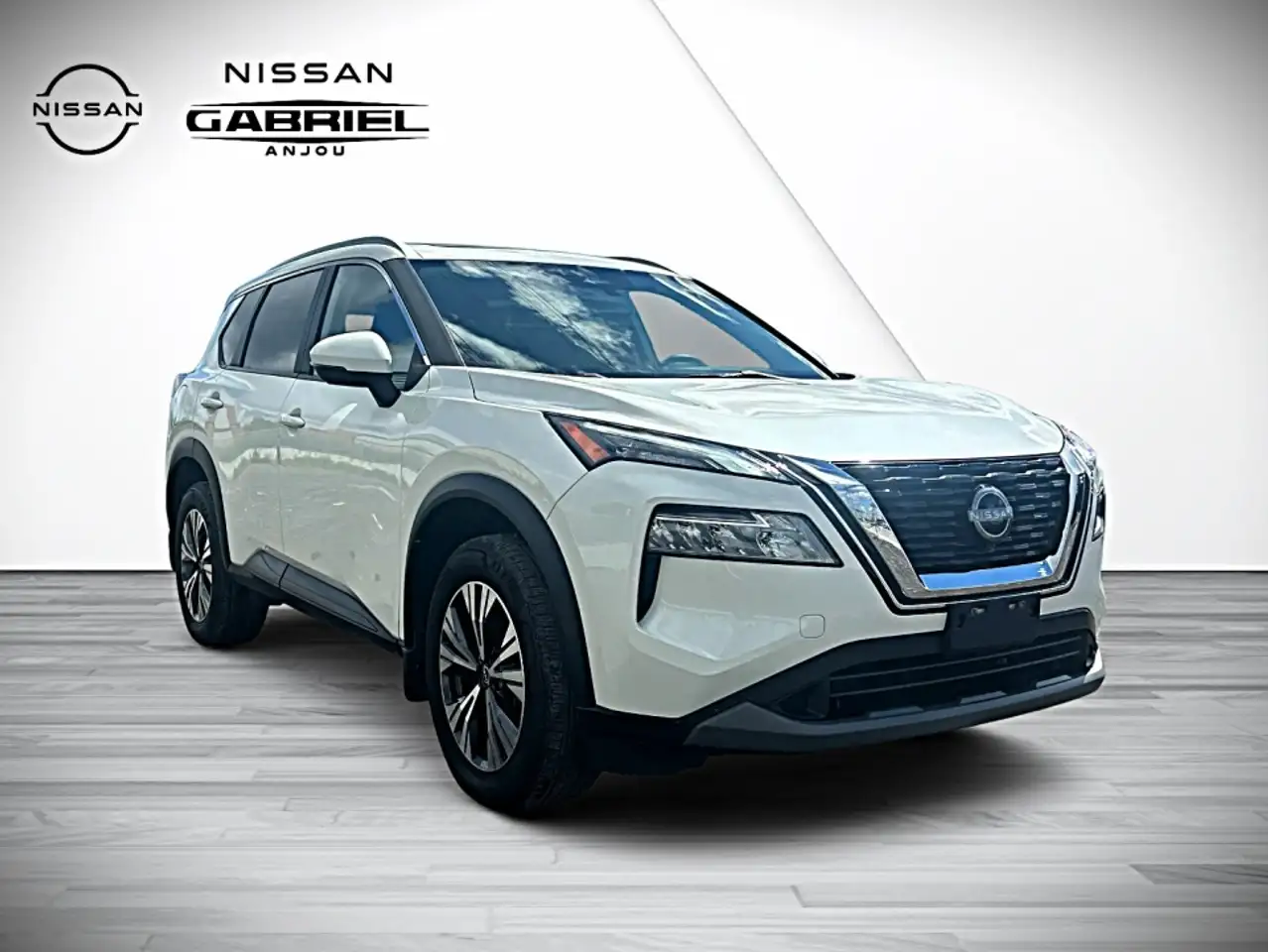 Nissan Rogue снимка Nissan Rogue