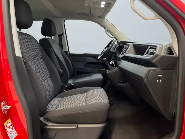 Volkswagen Multivan view 10