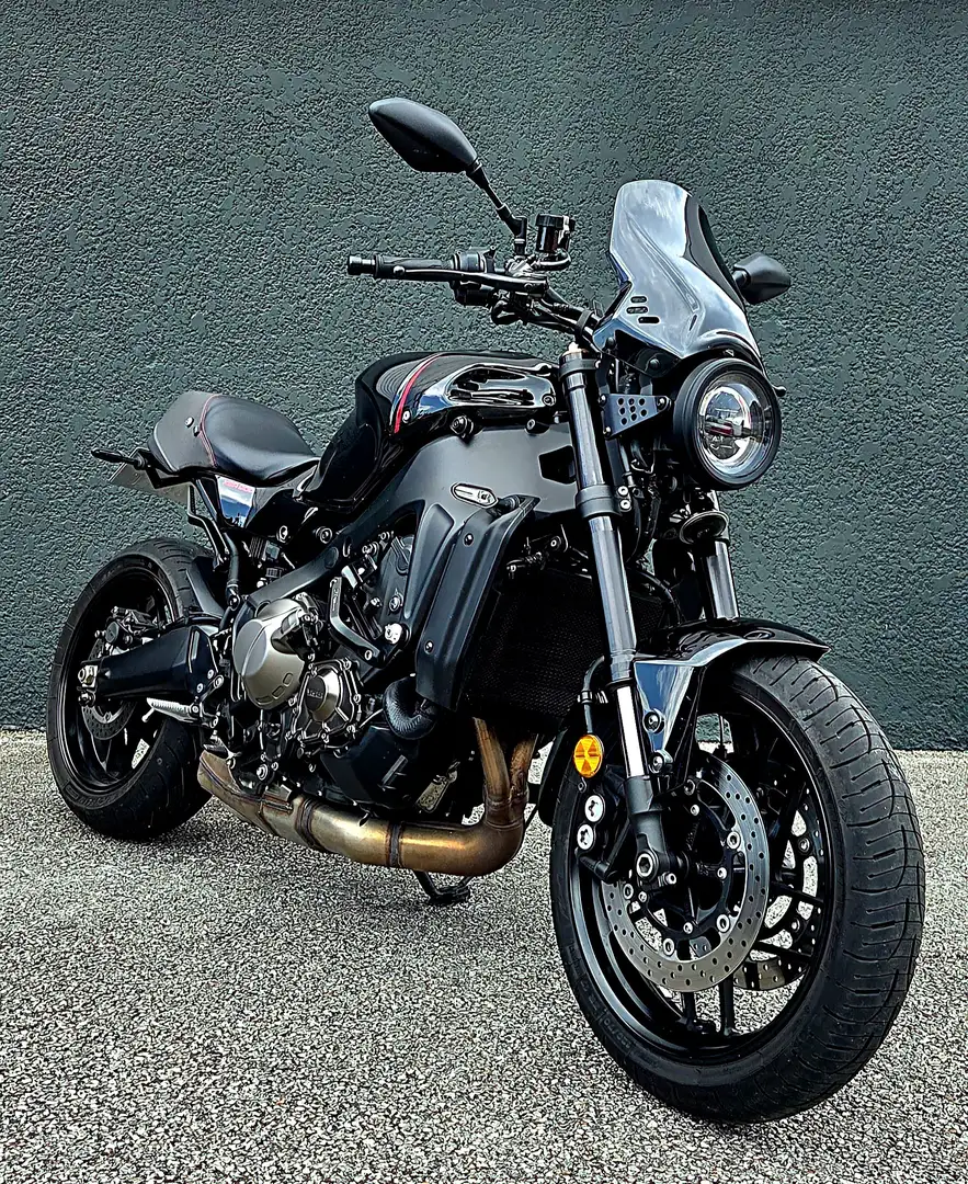 Yamaha XSR 900 Noir - 2