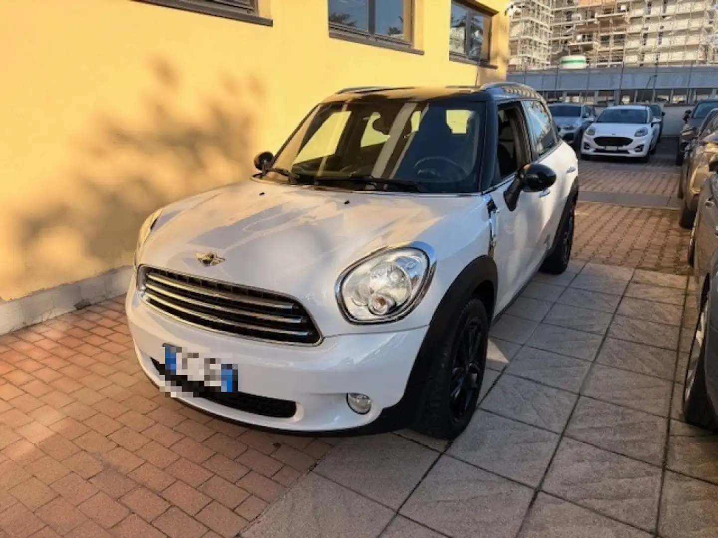 MINI Cooper Countryman Mini White - 1