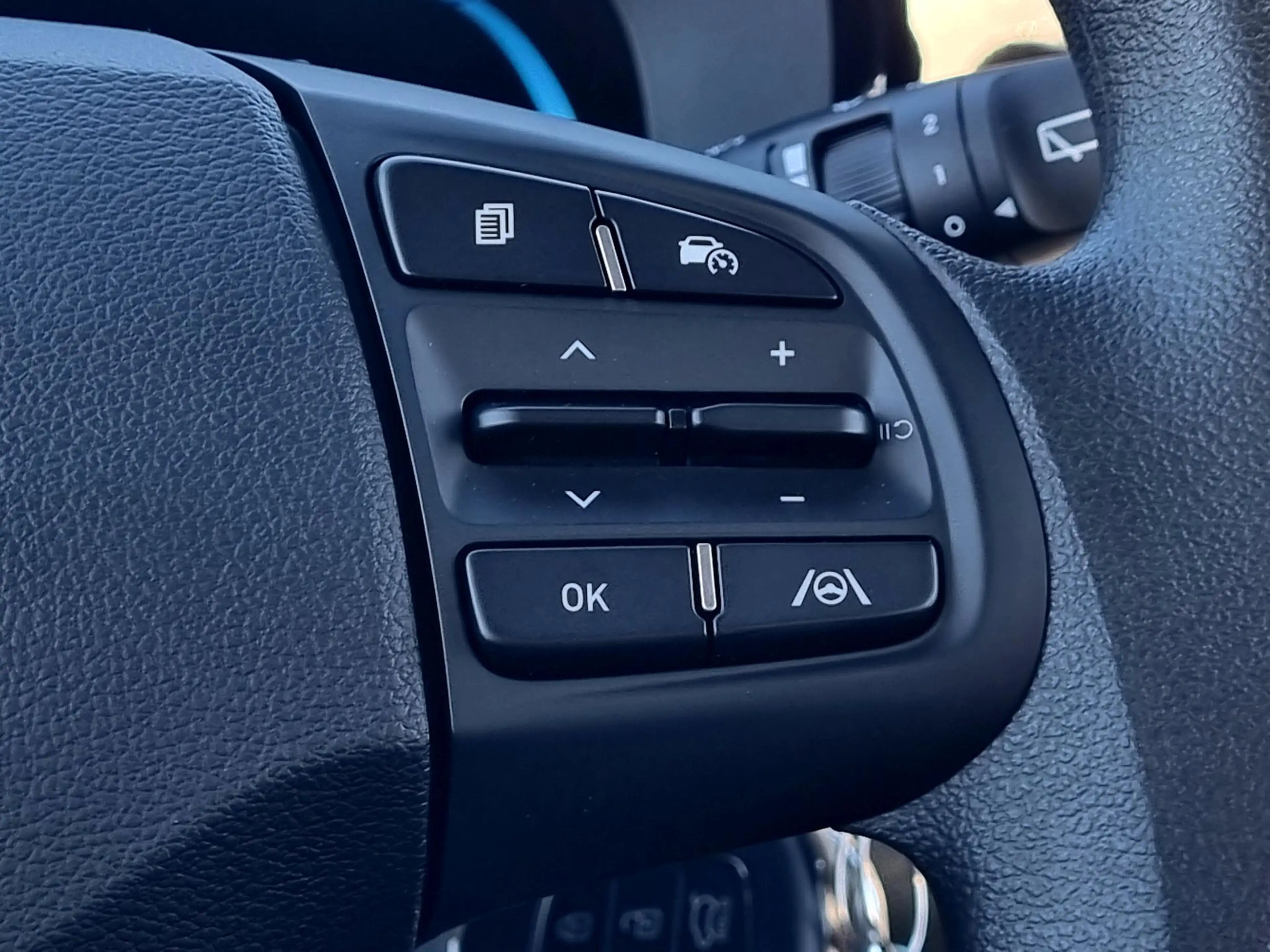 Hyundai i10 1.0 Comfort Apple Carplay/Android Auto / audio-nav — photo 22