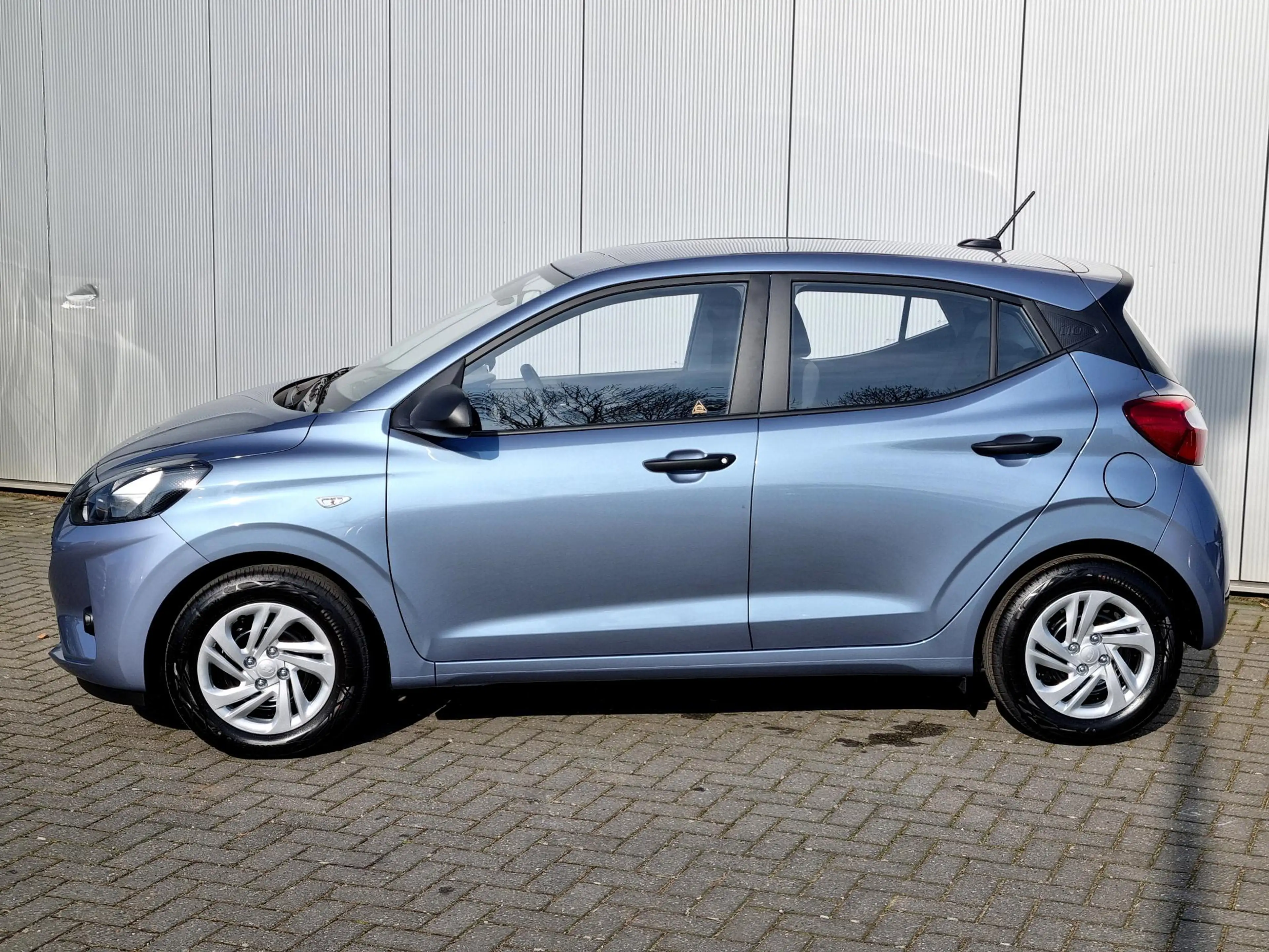 Hyundai i10 1.0 Comfort Apple Carplay/Android Auto / audio-nav — photo 13
