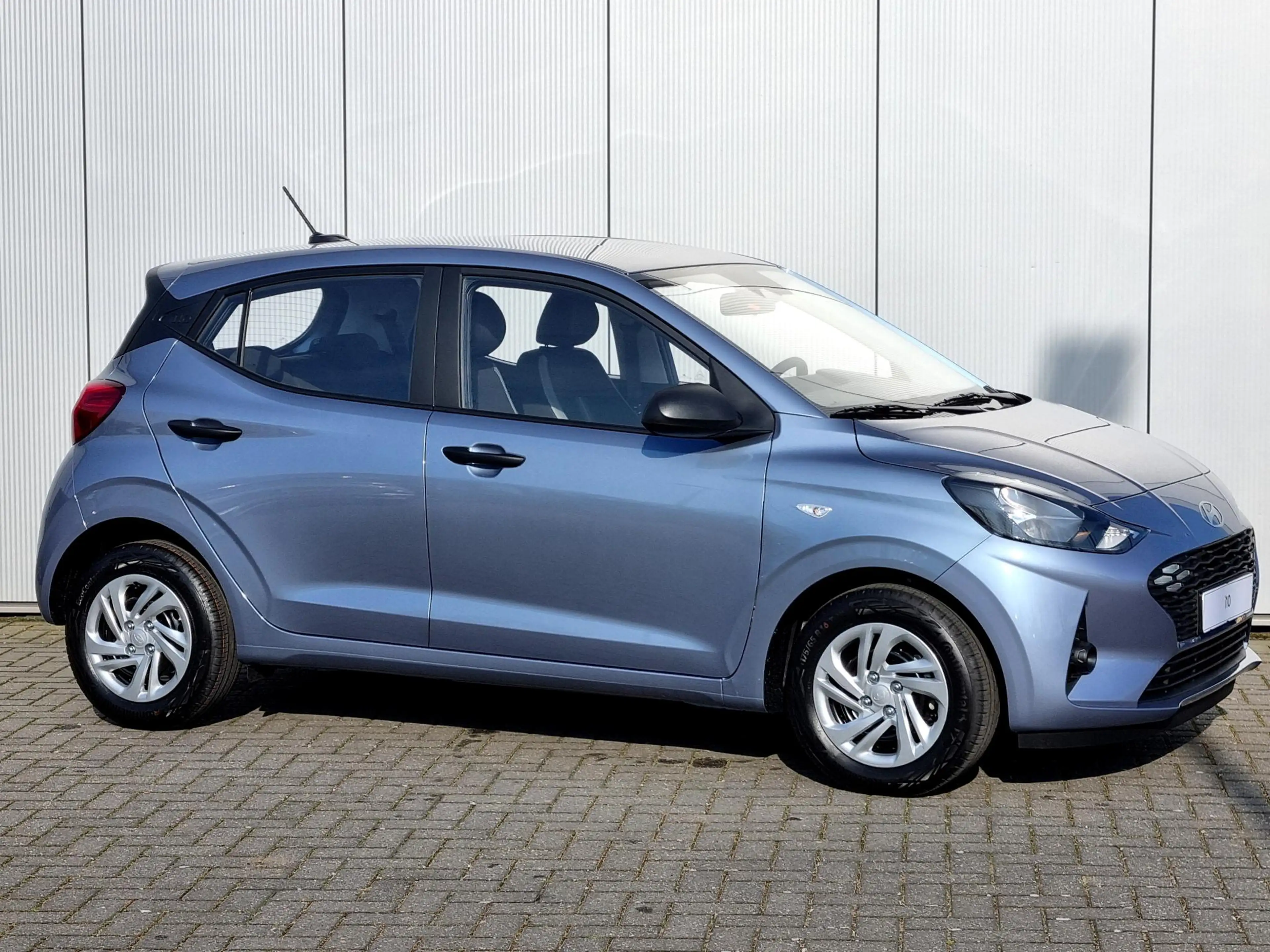 Hyundai i10 1.0 Comfort Apple Carplay/Android Auto / audio-nav — photo 15