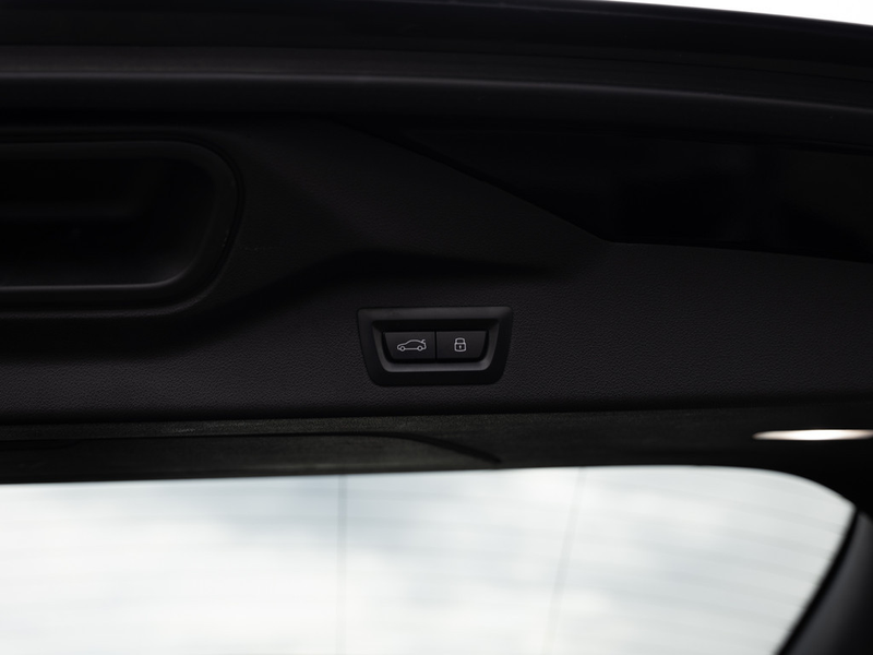 BMW X7 xDrive 40d FACEL. PANO AHK HUD 360° LED — photo 14