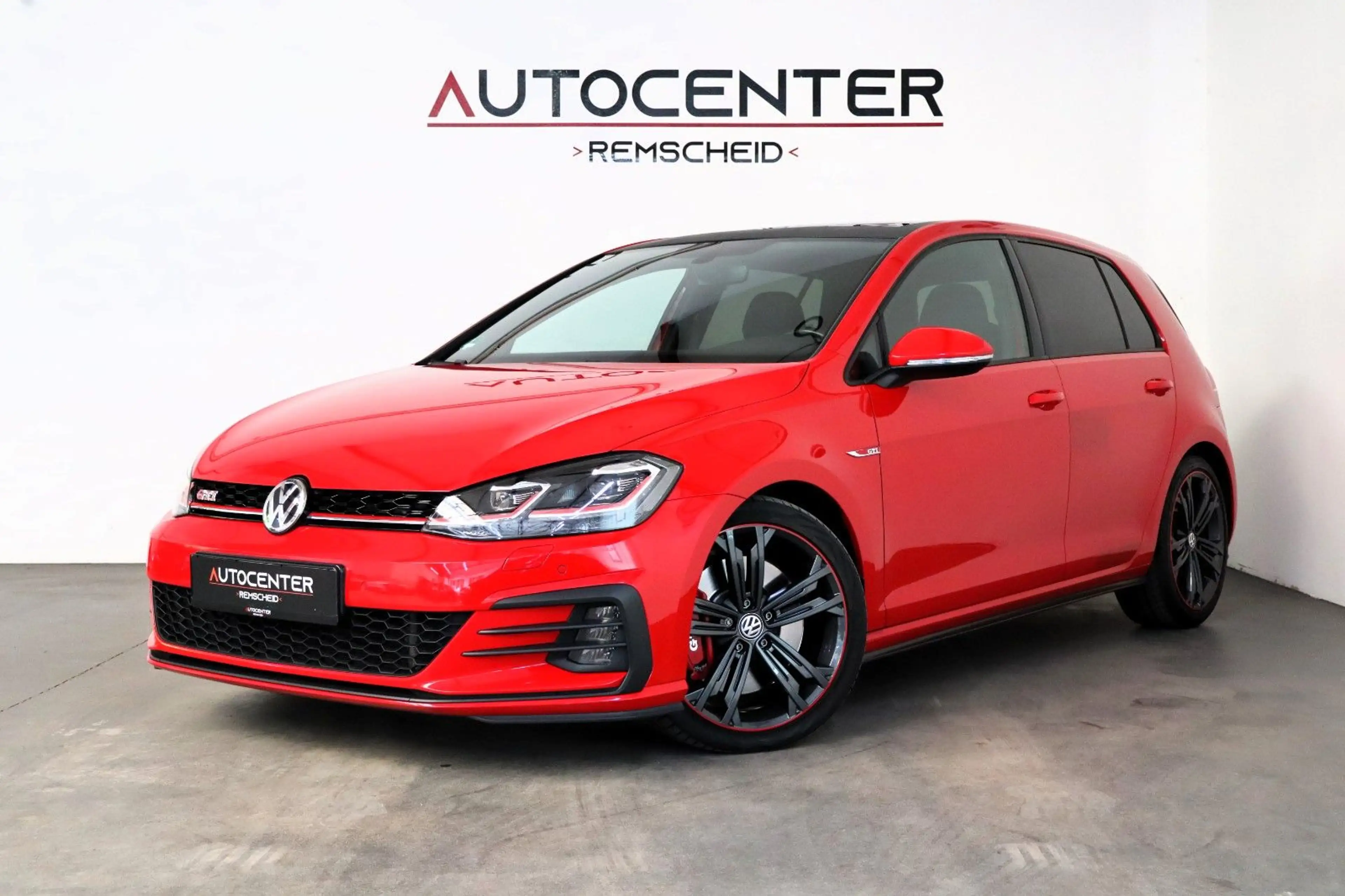 Volkswagen Golf VII GTI 2,0 TSI DSG Performance Virtual ACC