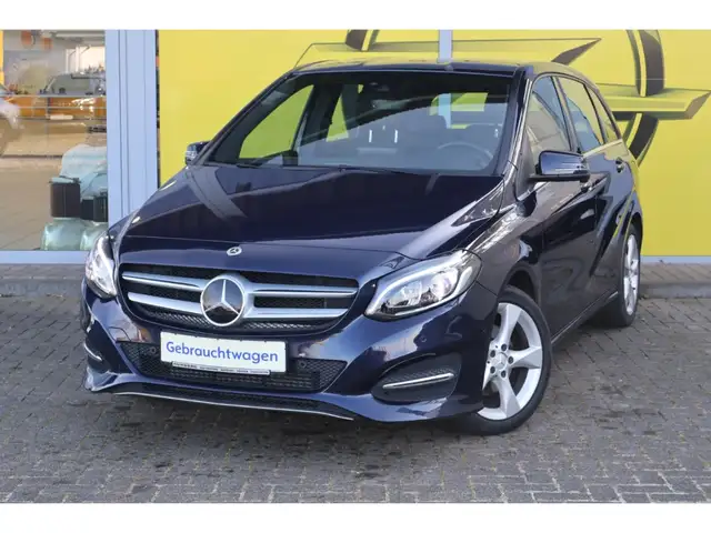 Mercedes-Benz B 220 Urban 4Matic Navi LED Klimaautom Fahrerprofil SHZ