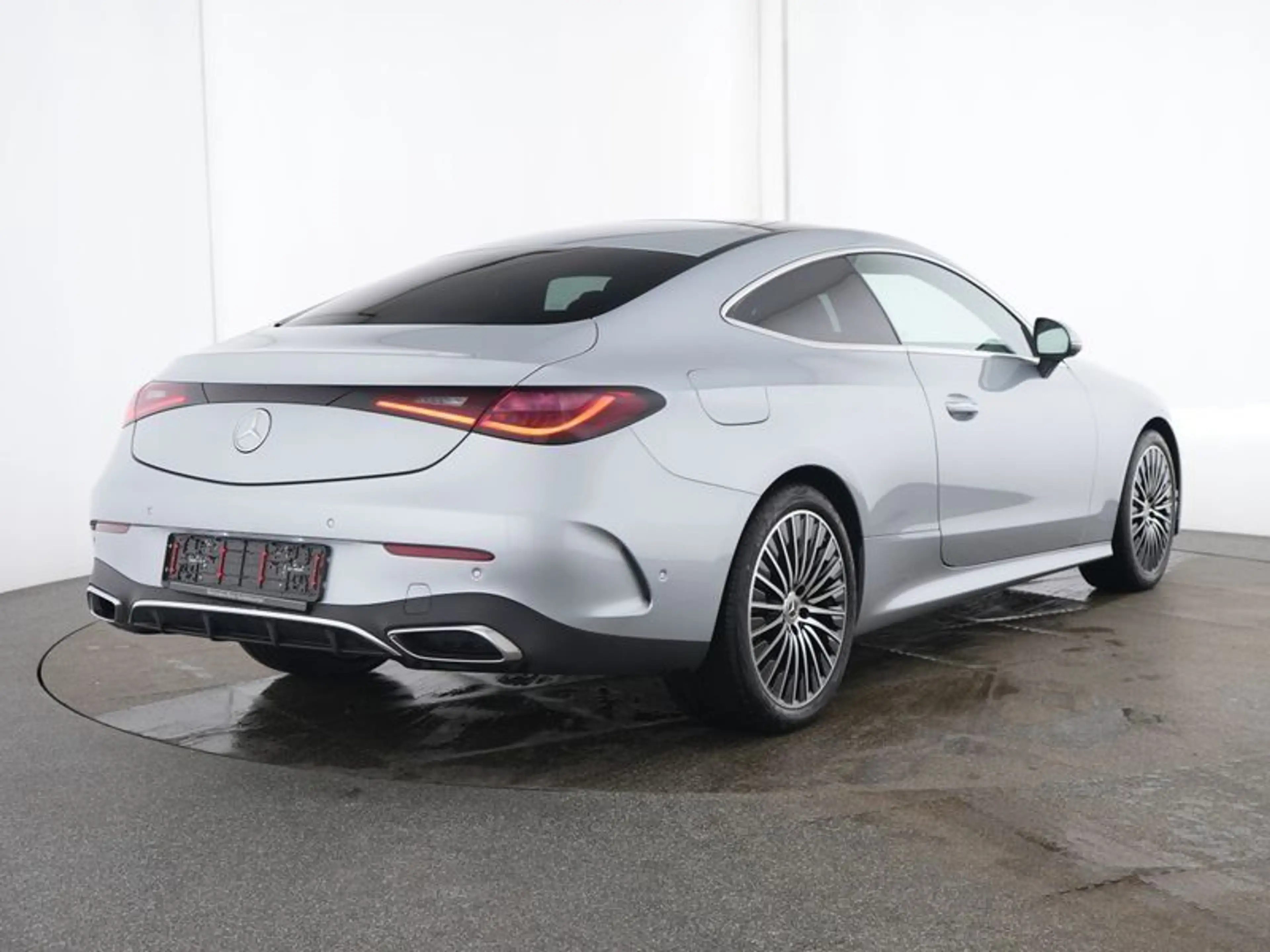 Mercedes-Benz CLE 200 Coupe AMG-ADVANCED+ MEMORY PANO WINTER — photo 4
