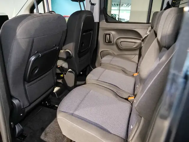 Fiat Doblo view 9