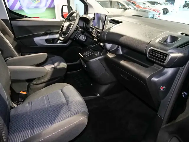Fiat Doblo view 14