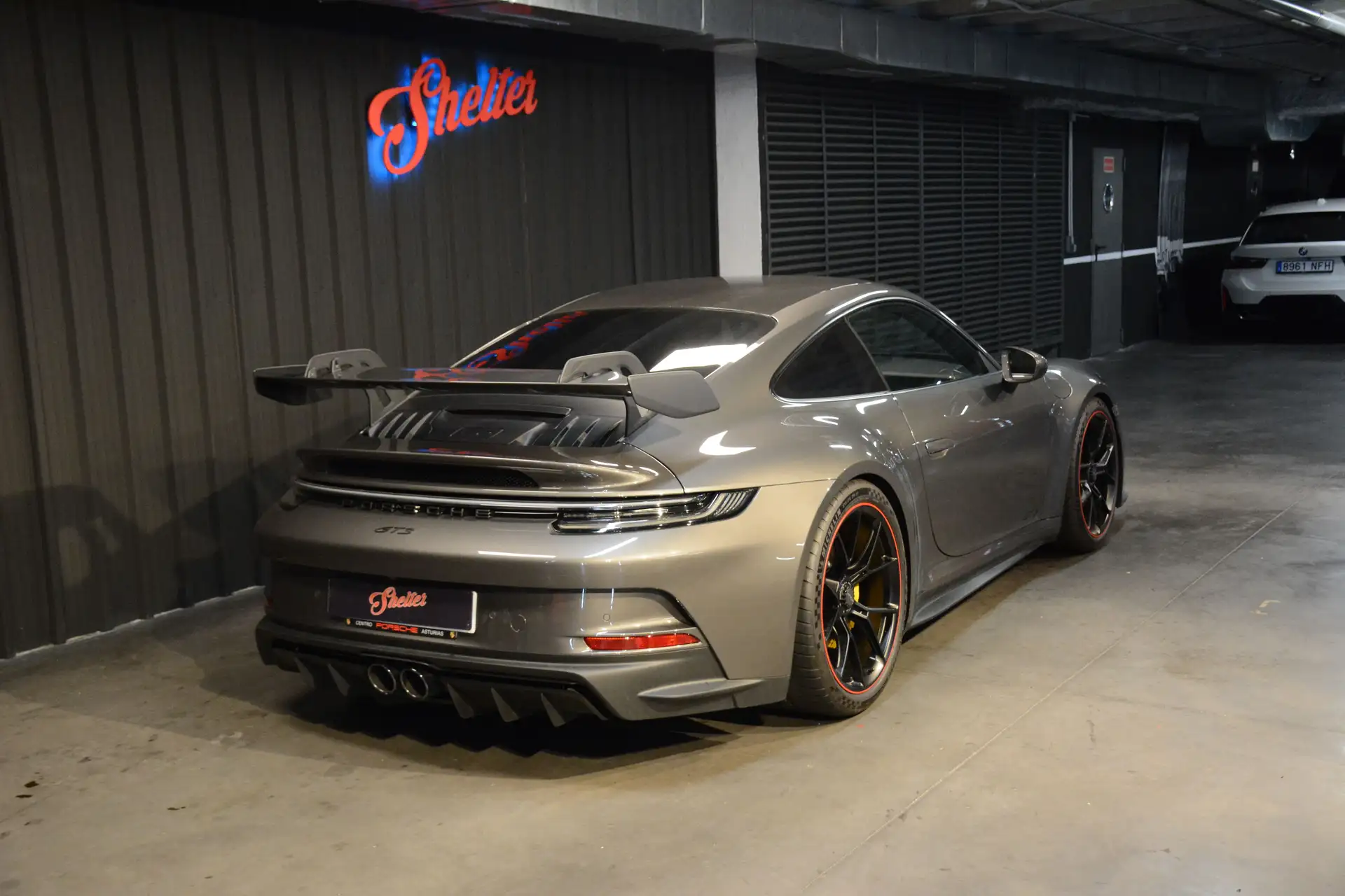 포르쉐 911 GT3 2024 실버 사진 6