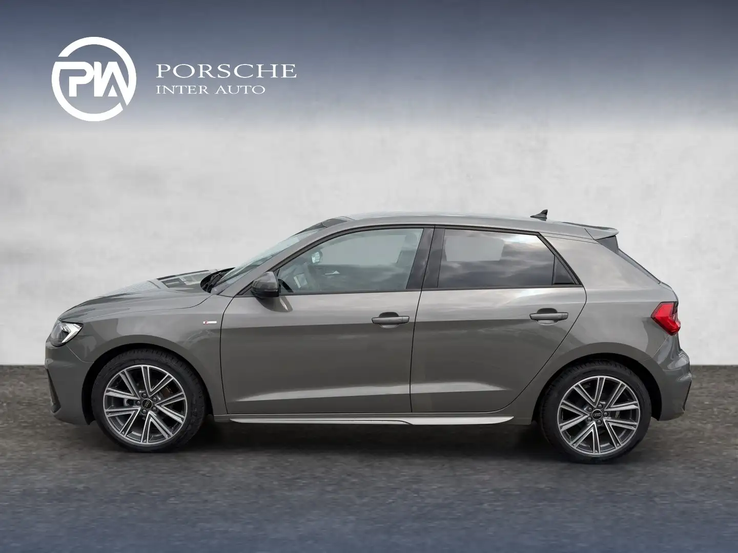 Audi A1 25 TFSI S line Grau - 2