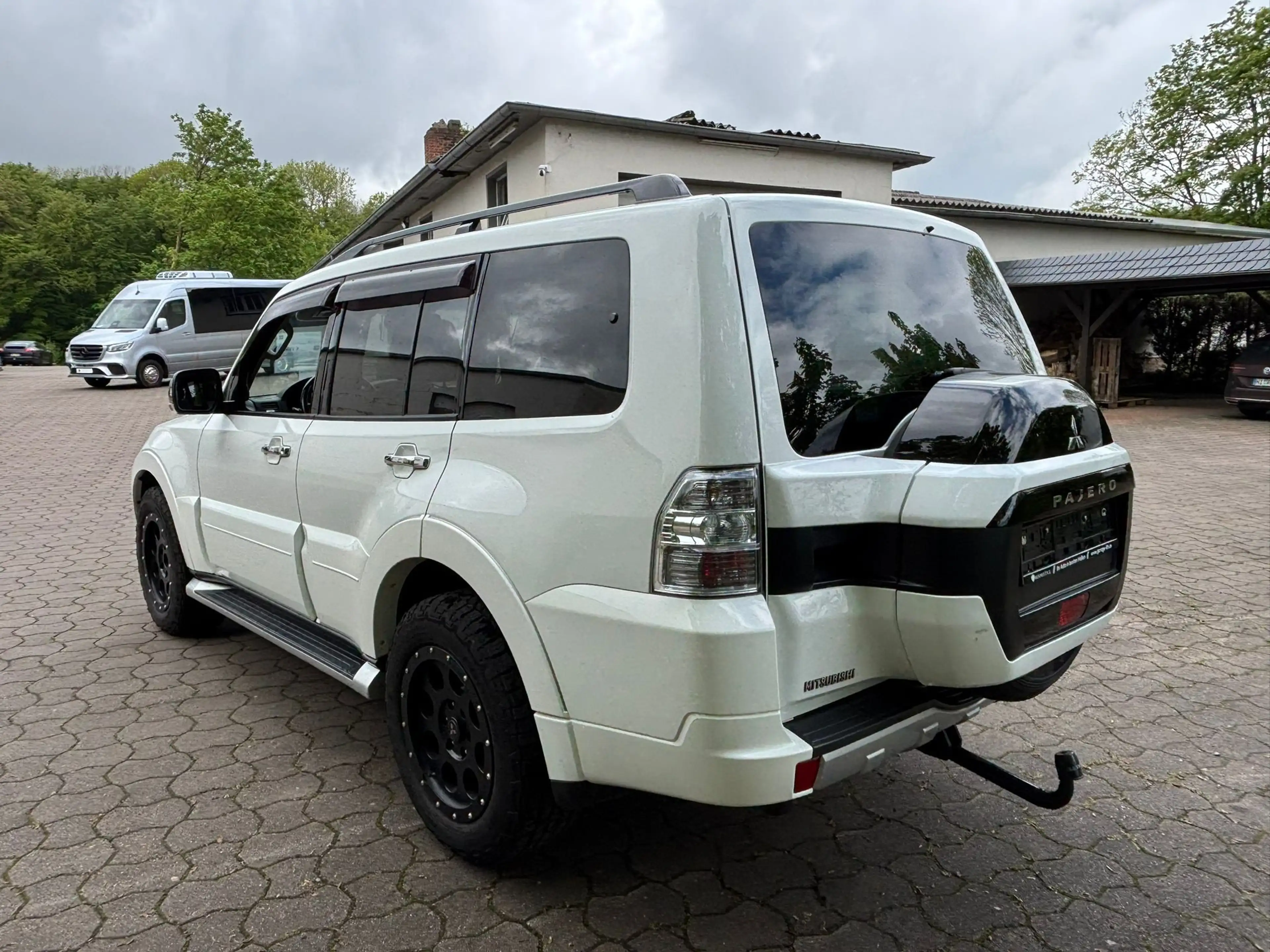 Mitsubishi Pajero Pajero 3.2 DI Automatik Top konserviert! — photo 5
