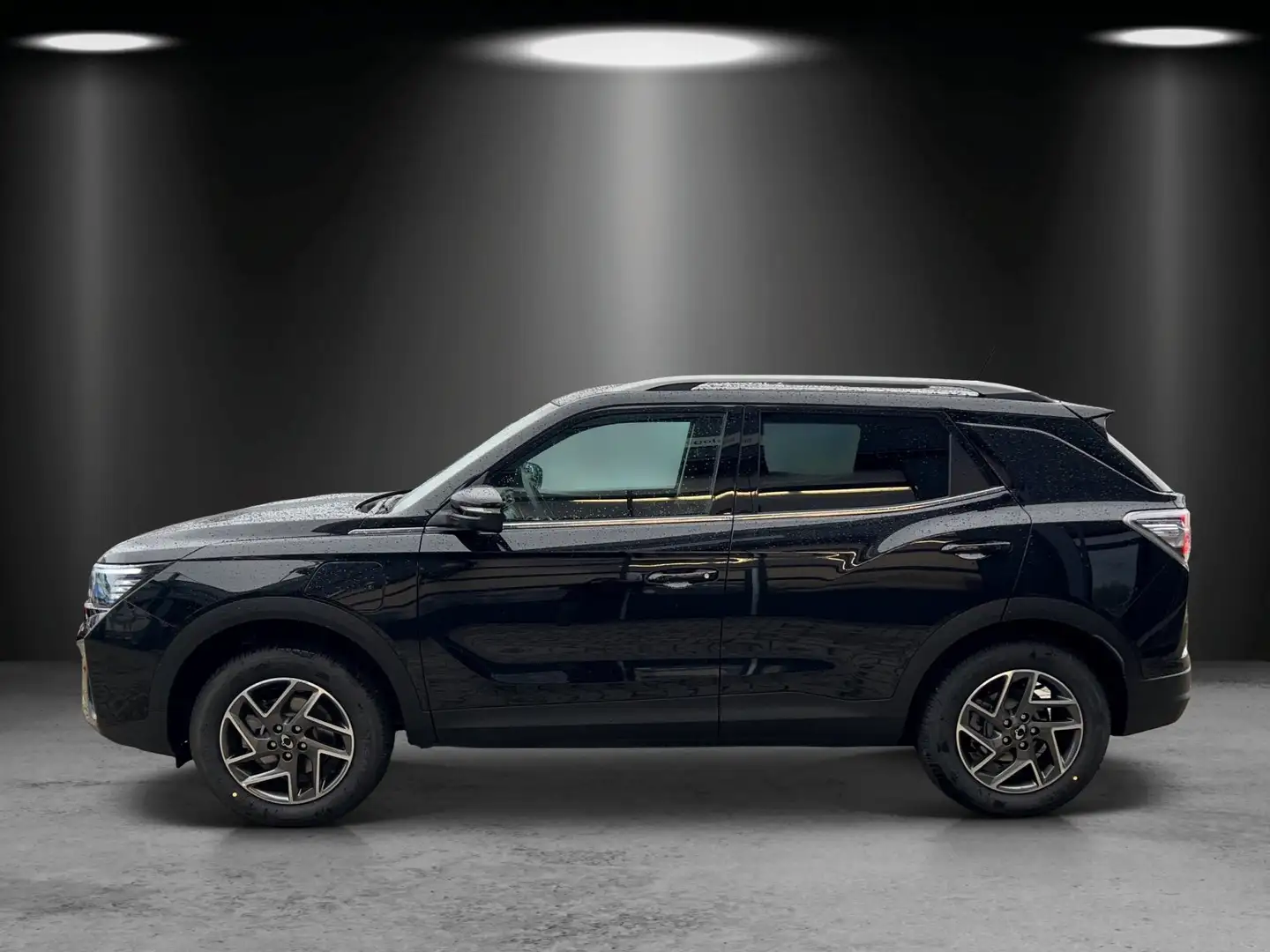 SsangYong Korando E-Motion Titanium Vorführwagen! Schwarz - 2