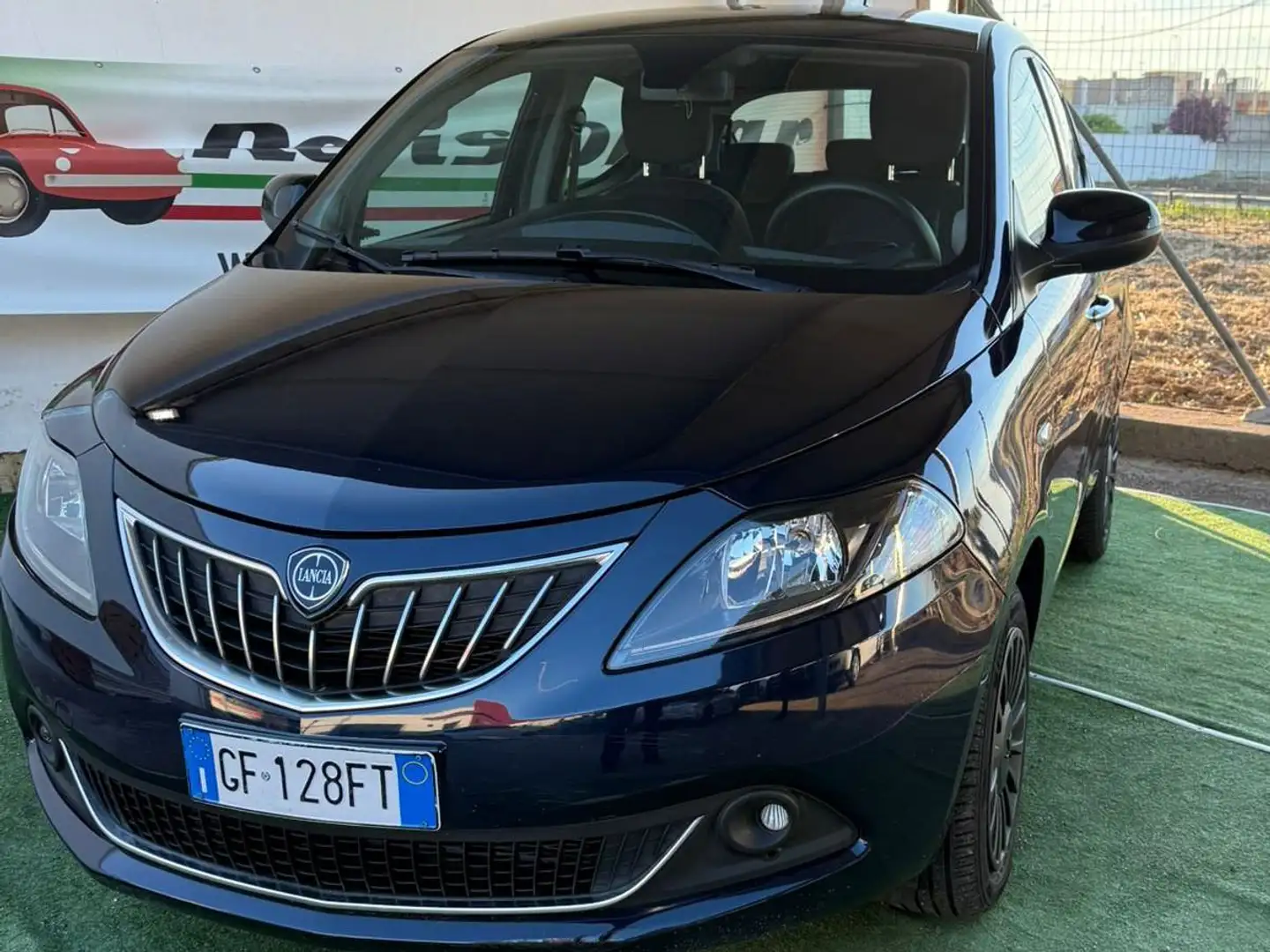 Lancia Ypsilon Ypsilon 1.2 Silver Gpl 69cv Bleu - 1