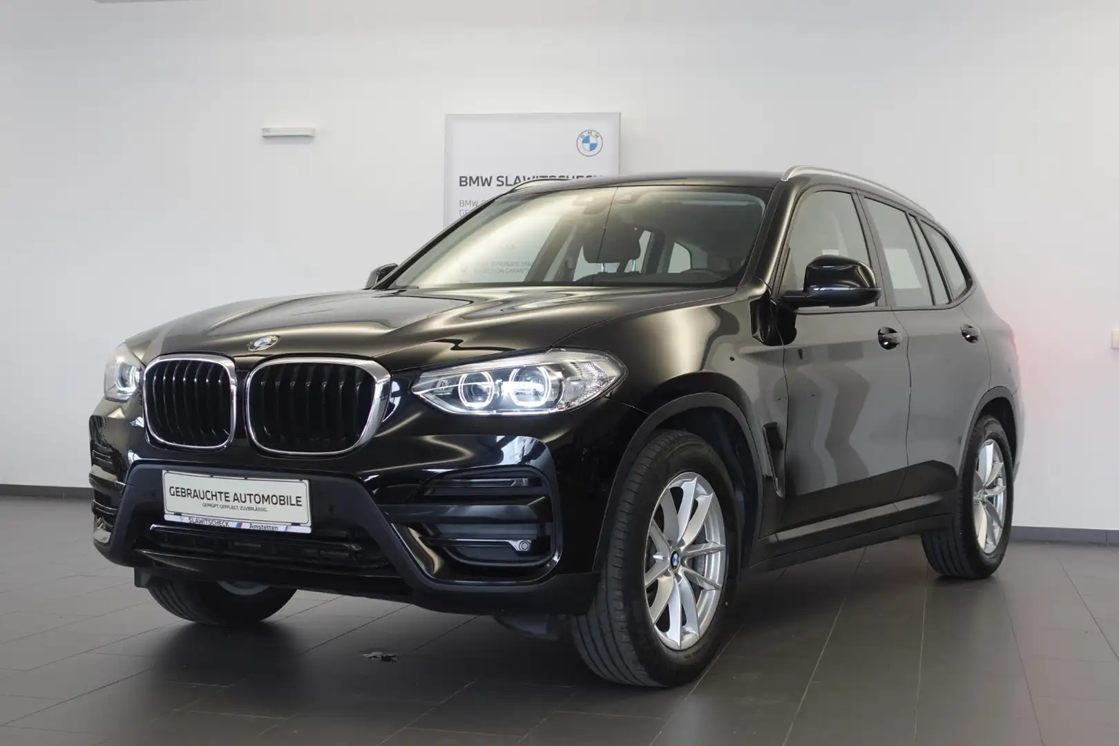 BMW X3 xDrive20i G01 Schwarz - 1