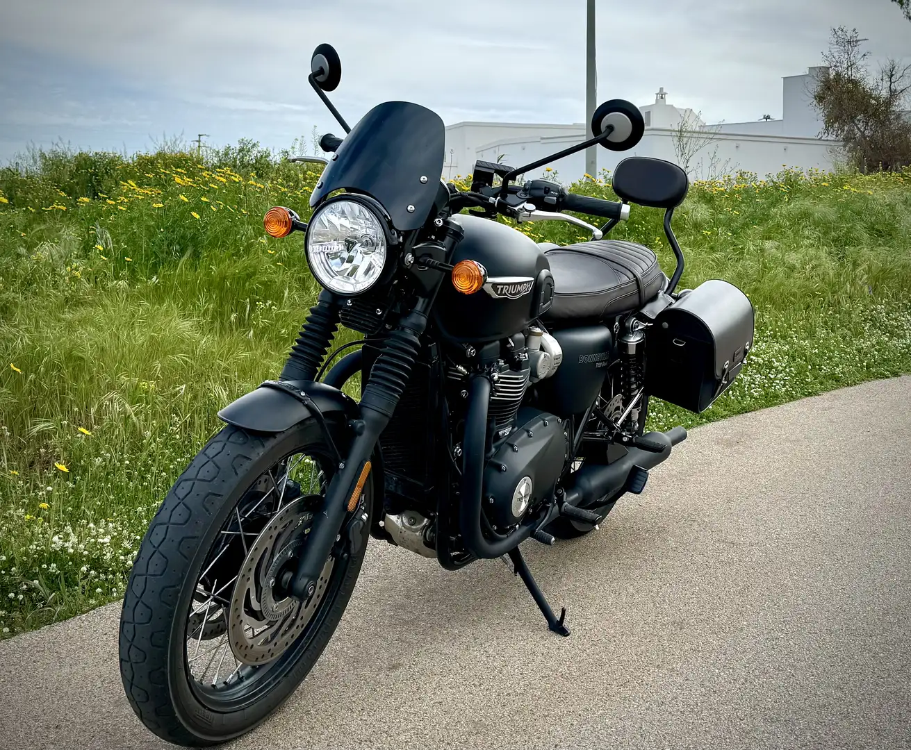 Triumph Bonneville T120 Black - 2