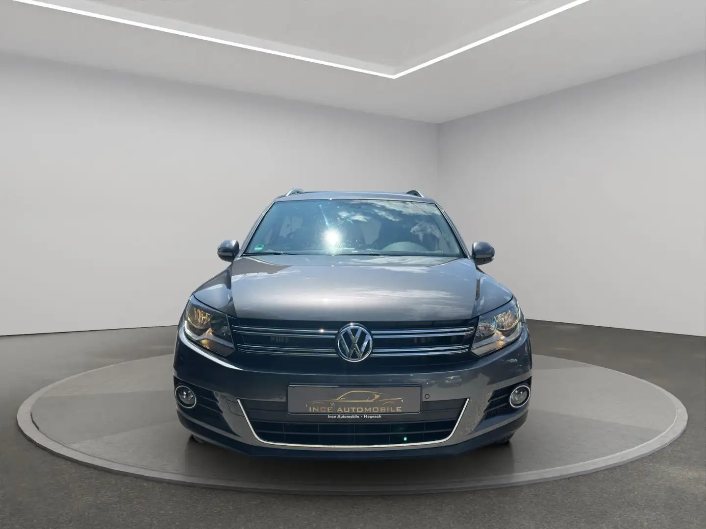 Volkswagen Tiguan Sport & Style BMT*Navi*MFL*PDC* Grau - 2