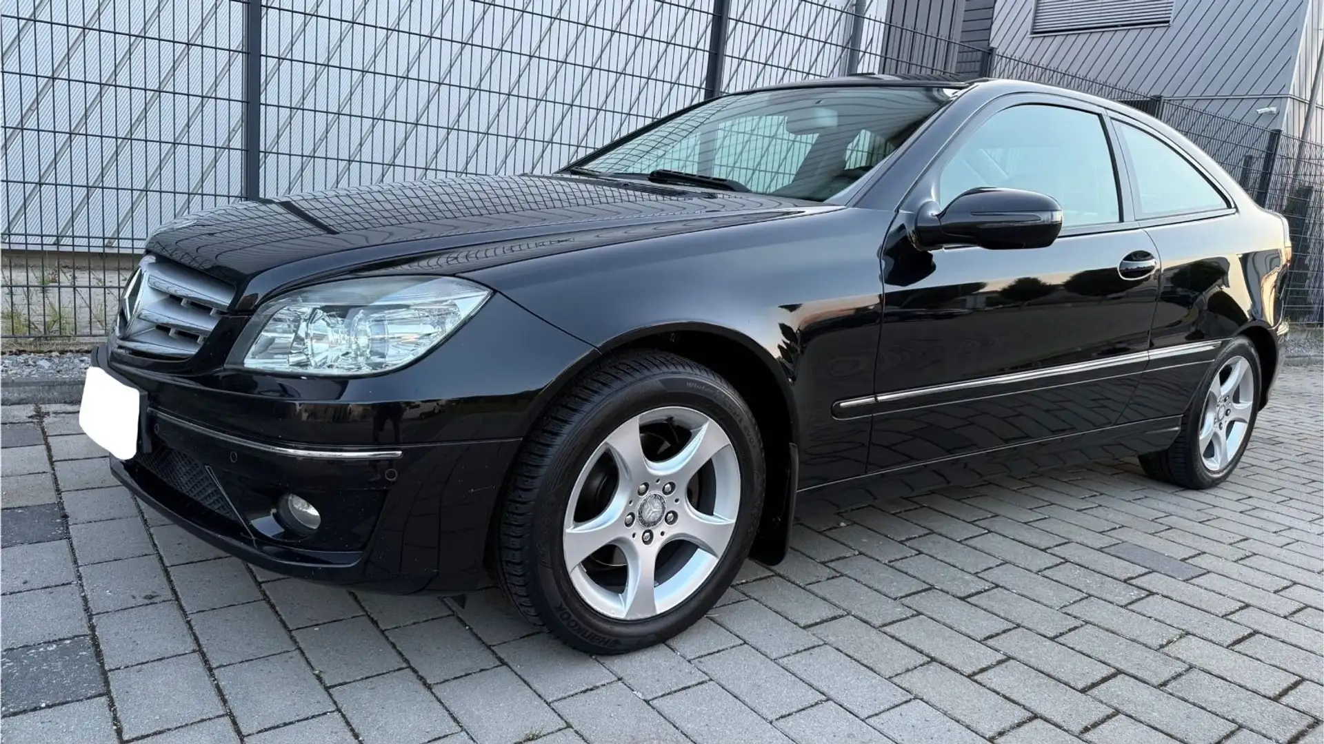 Mercedes-Benz CLC CDI AUTOMATIK TÜV,LEDER,PANO,NAVI,AHK Schwarz - 1