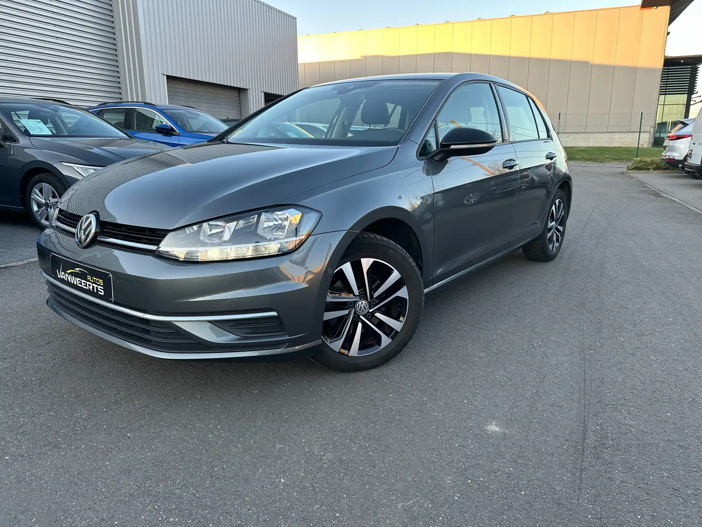 Volkswagen Golf 1.5 TSI IQ.Drive DSG AUTOMAAT, CARPLAY / CAMERA Gris - 1