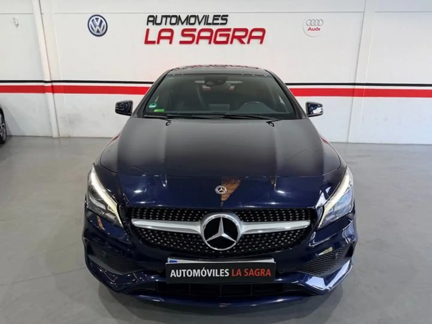 Mercedes-Benz CLA 45 AMG Line Azul - 2