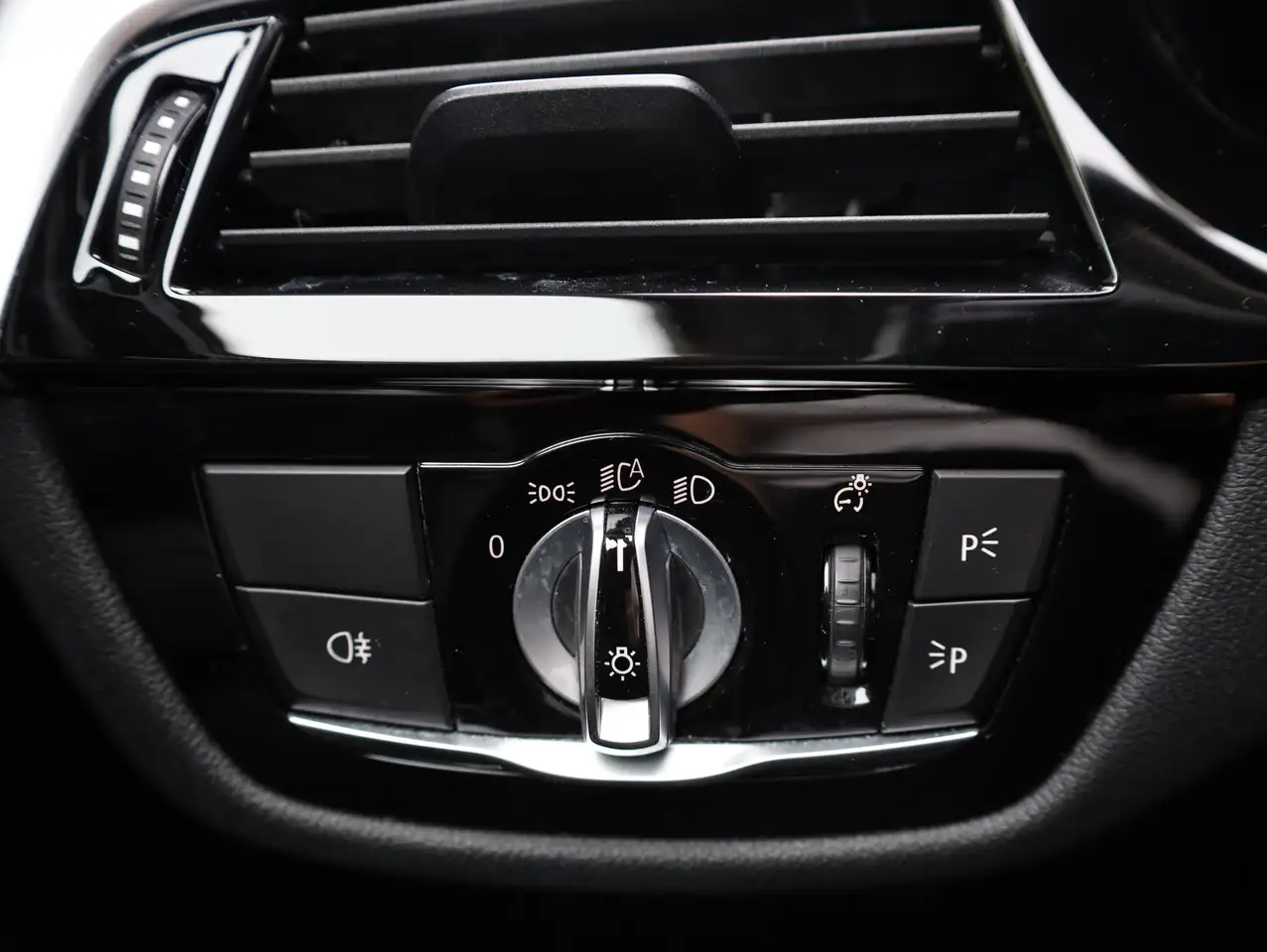BMW 530 e *HUD*Massage*Memory*ACC*LED*Kamera*H&K, миниатюра 17