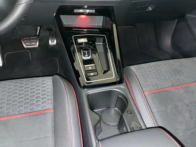 Volkswagen Golf view 9