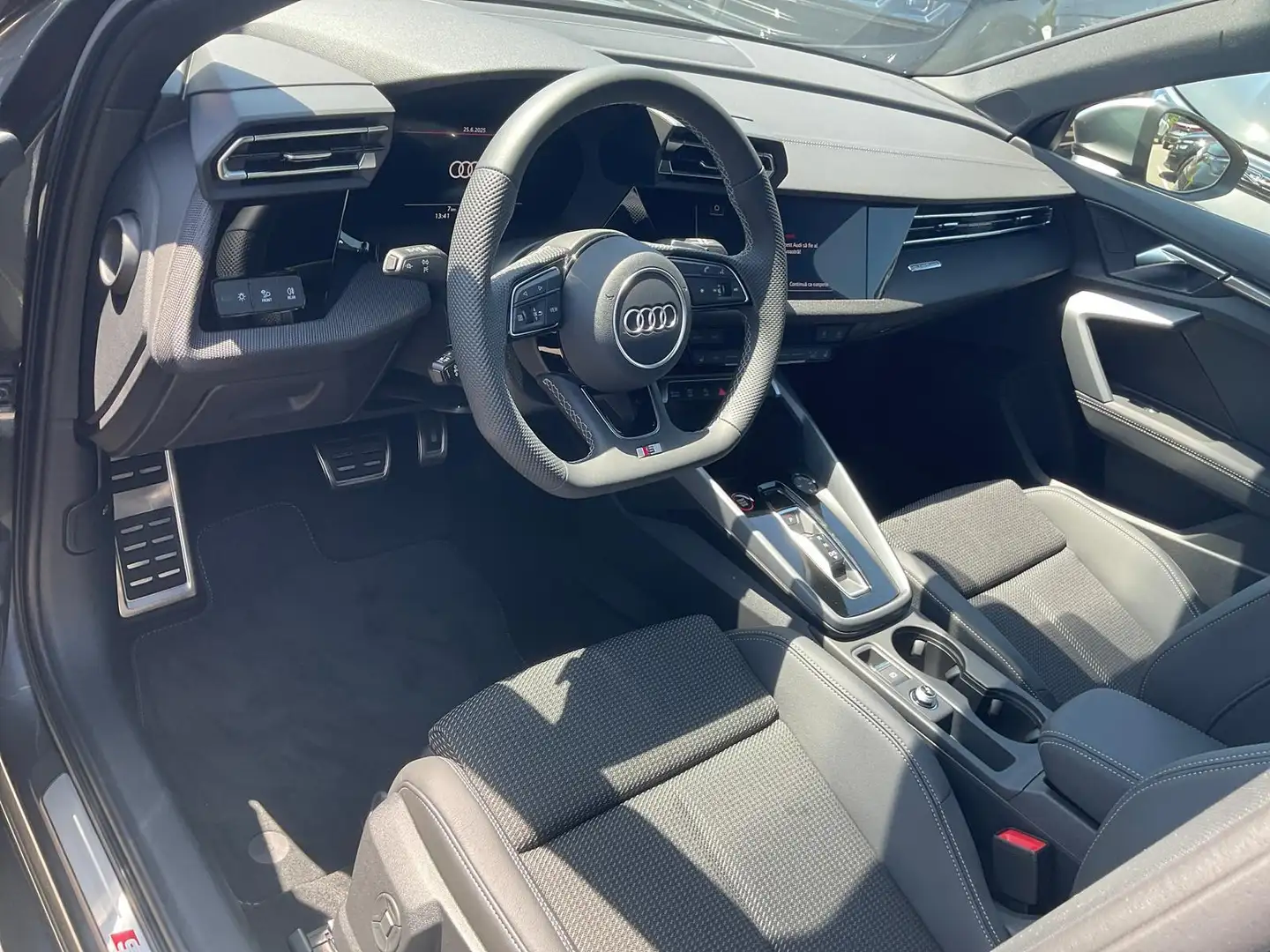 Audi S3 2.0 TFSI quattro Sportback quattro, Matrix, Opt... Grau - 1