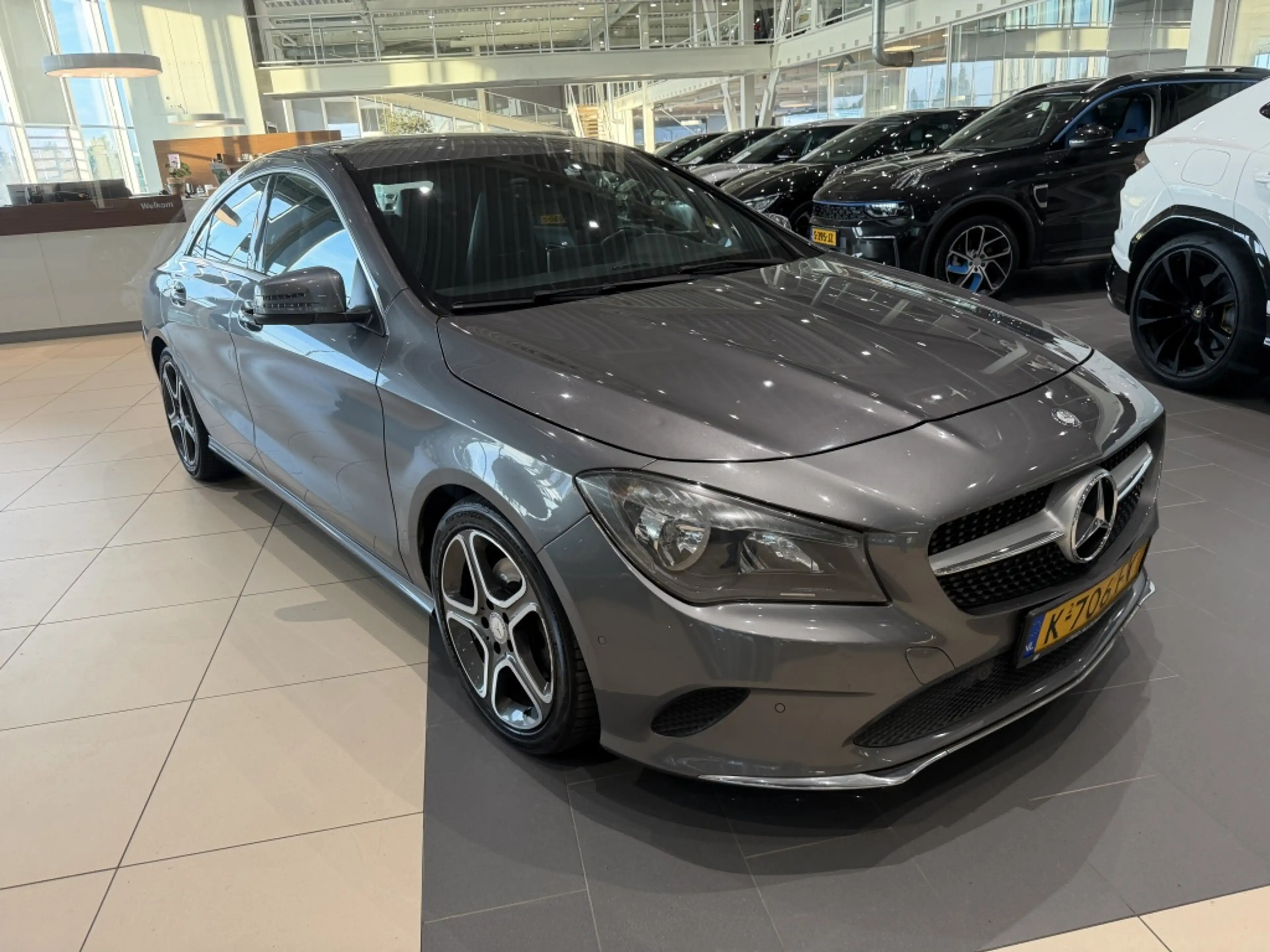 Mercedes-Benz CLA 180 Lease Edition — photo 2