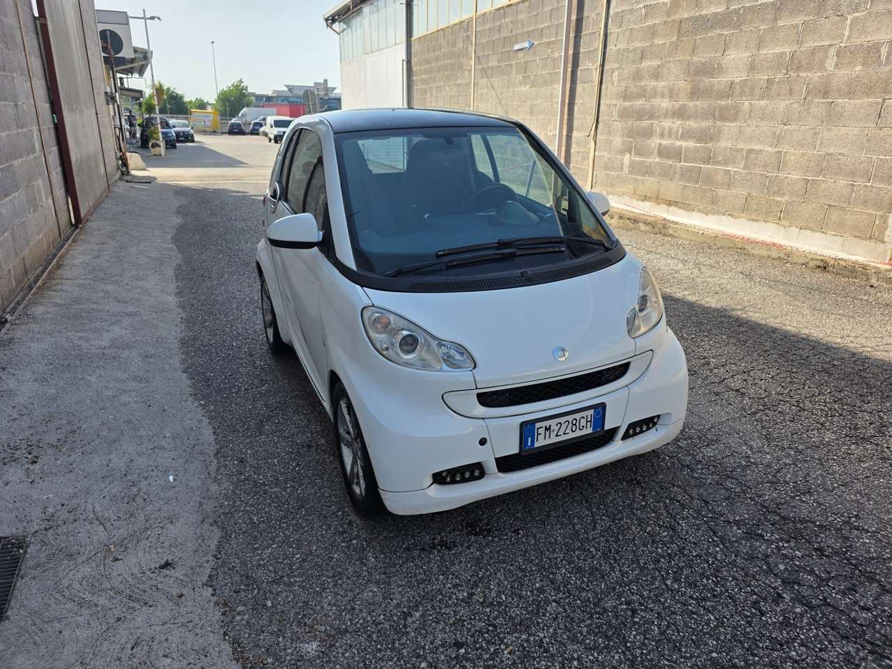 smart forTwo fortwo 1000 52 kW MHD coupé pure