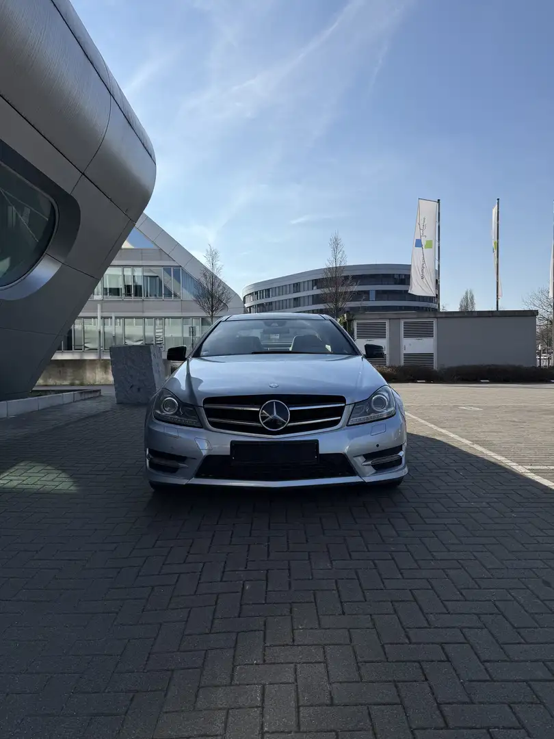 Mercedes-Benz C 250 CDI Distr.+ KeylessGo AMG Paket Panorama Silber - 2