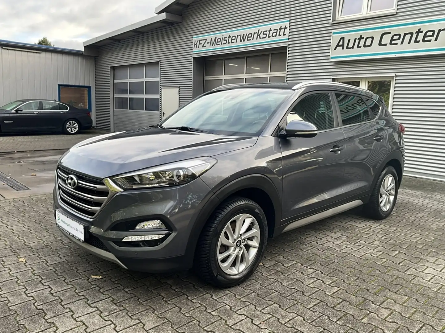 Hyundai TUCSON ix35 1,6 Gris - 1