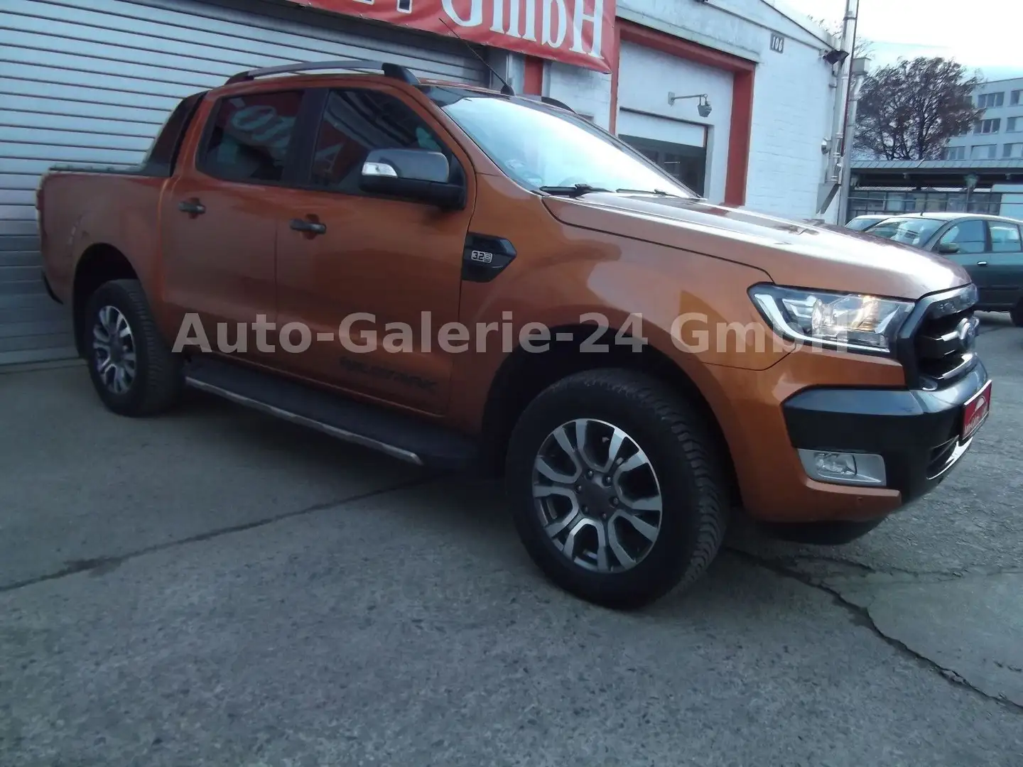 Ford Ranger Wildtrak Doppelkabine 4x4 Orange - 2