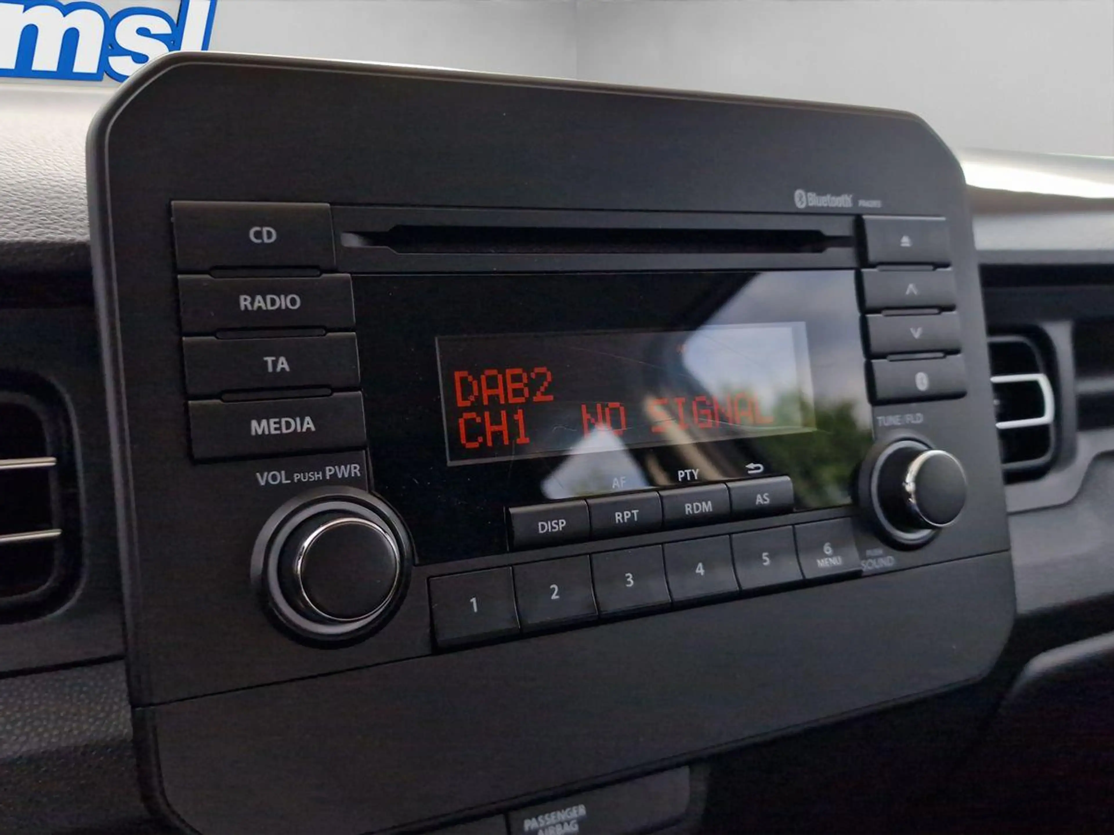 Suzuki Ignis 1.2 Hybrid Club — photo 19
