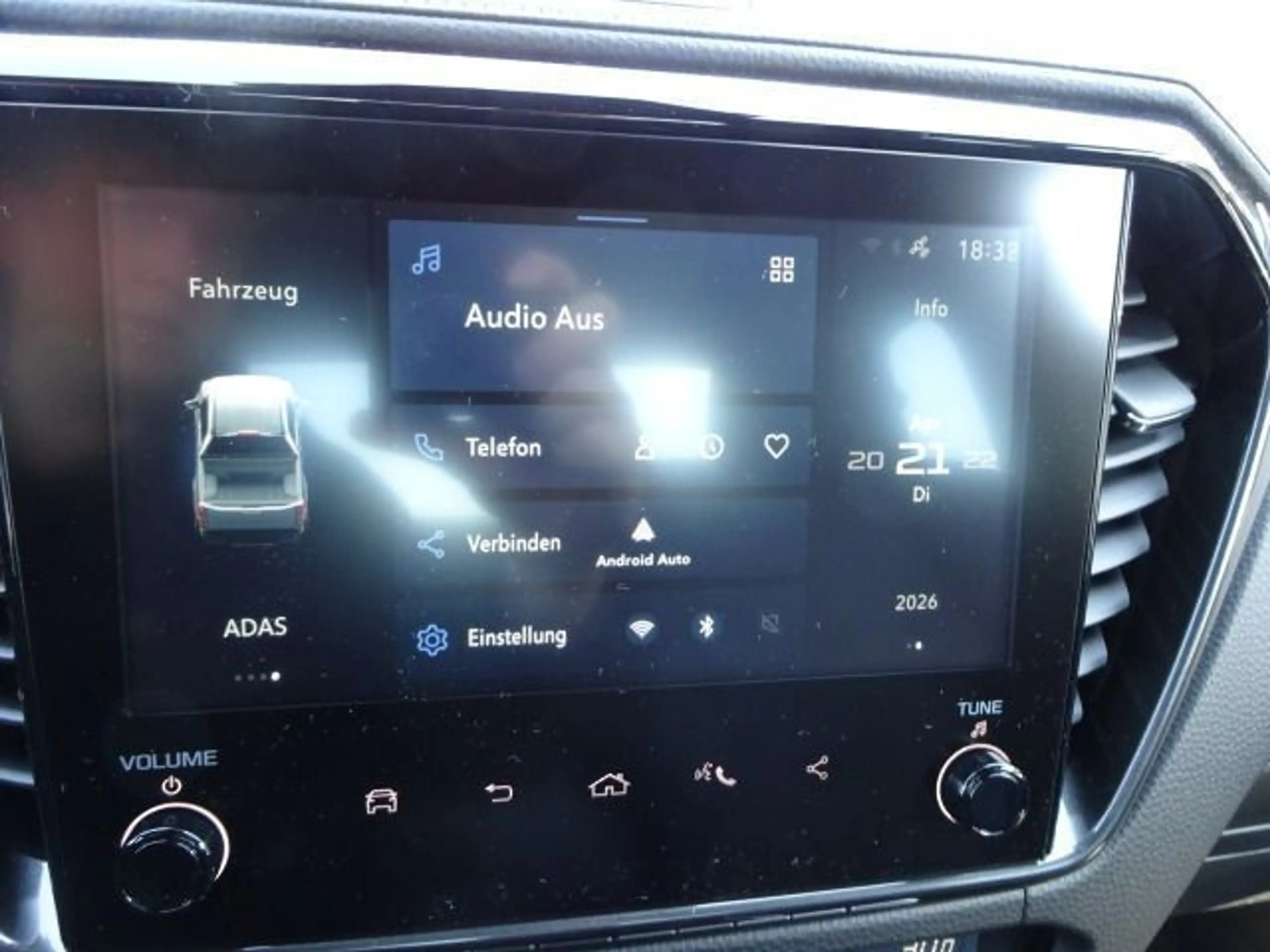 Isuzu D-Max Double Cab 1.9 4WD V-CROSS AHK CarPlay — photo 13
