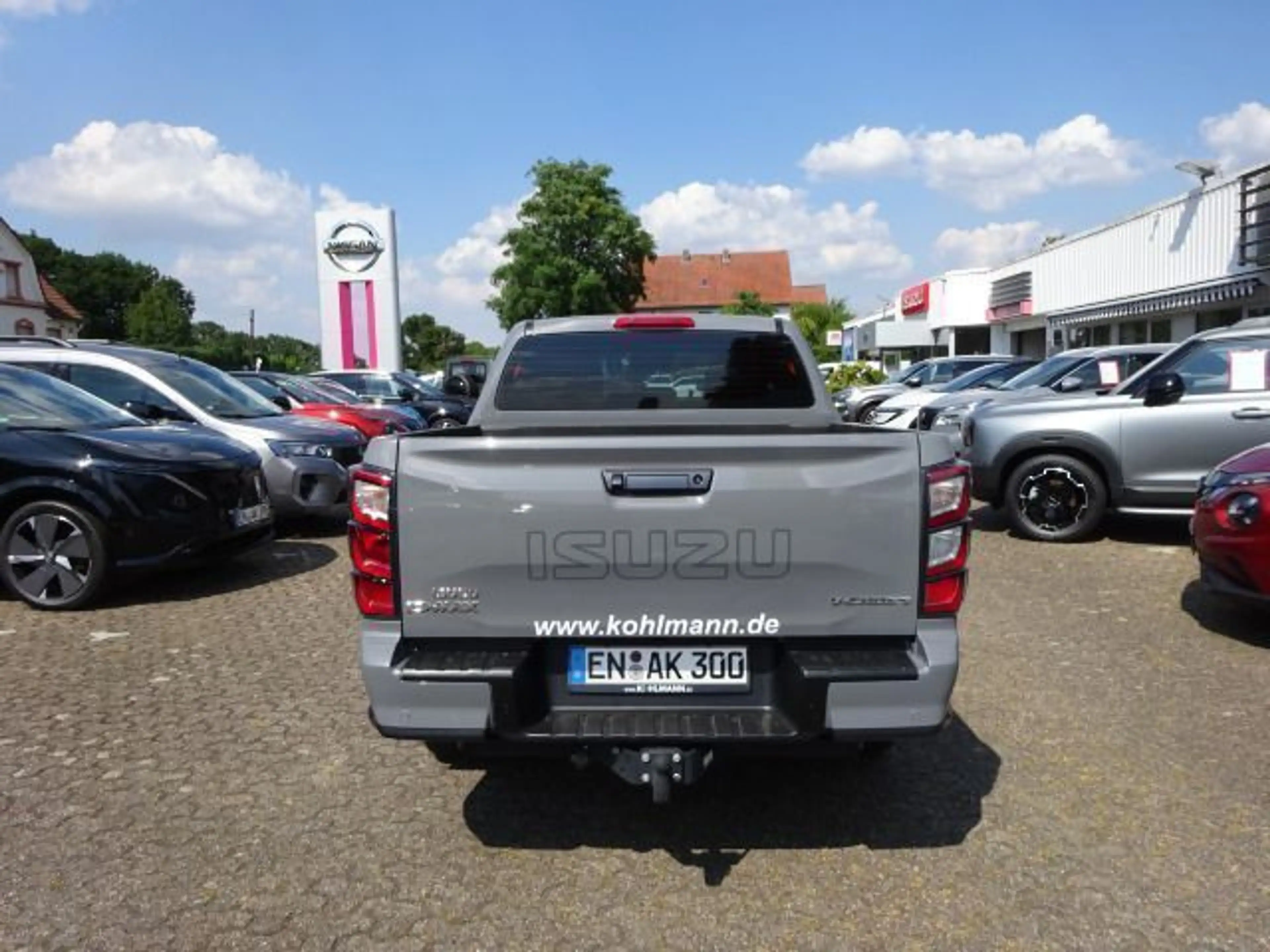 Isuzu D-Max Double Cab 1.9 4WD V-CROSS AHK CarPlay — photo 6