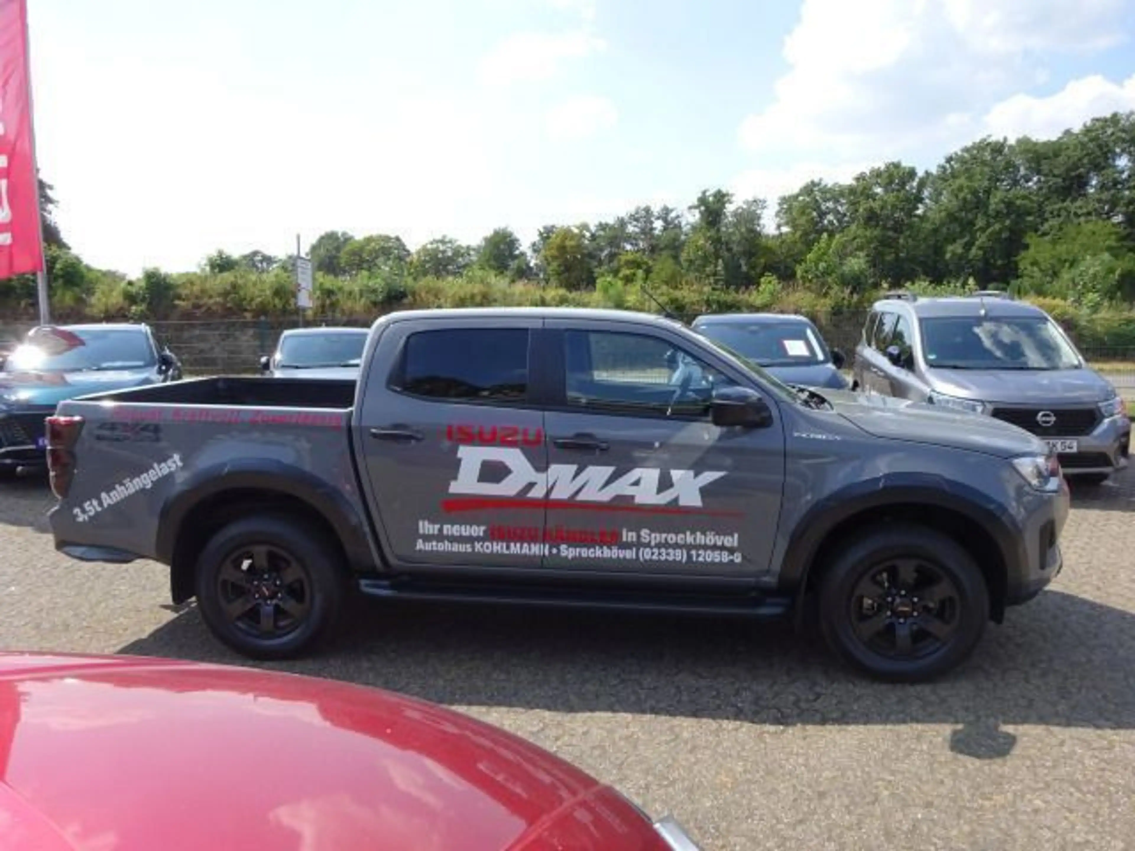Isuzu D-Max Double Cab 1.9 4WD V-CROSS AHK CarPlay — photo 4