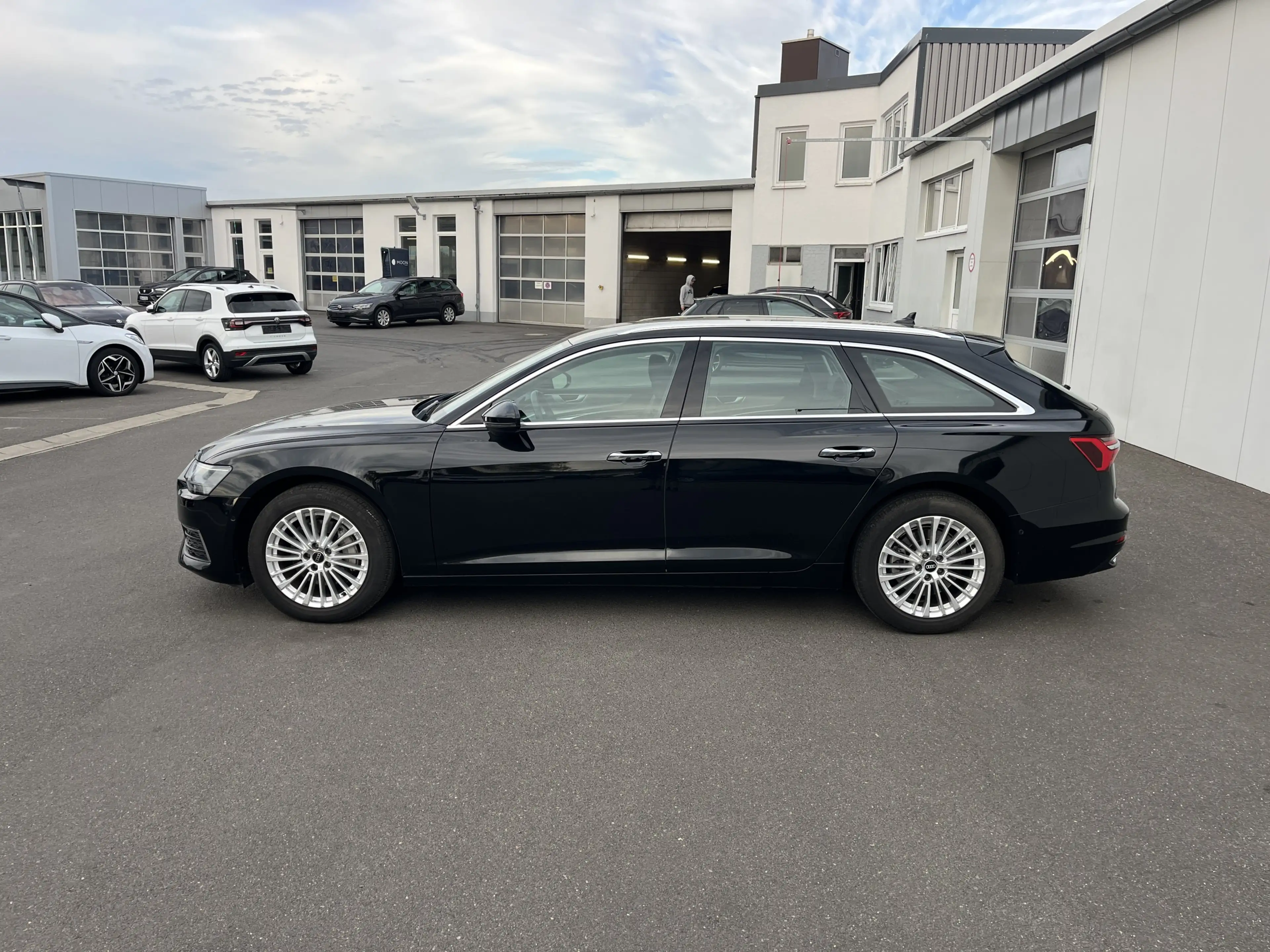 Audi A6 Avant 45 2.0 TFSI S tronic design 188€ m.20% Anz — photo 3
