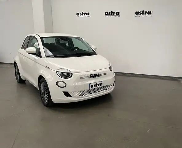 Fiat 500e 42 kWh Icon+