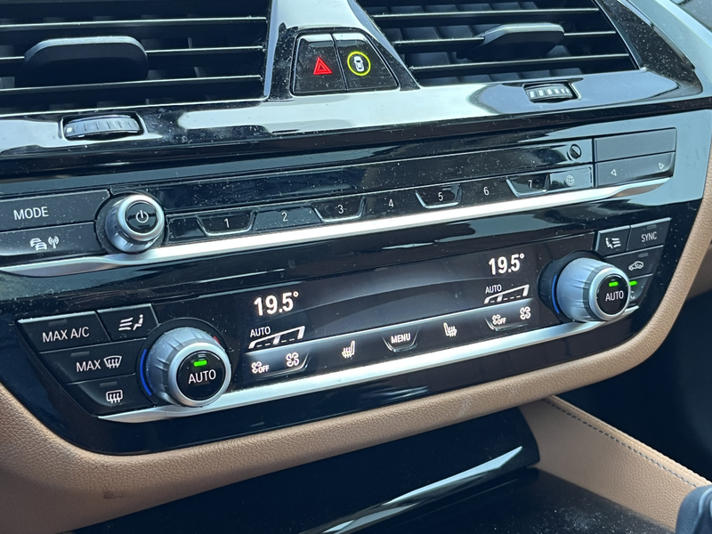 BMW 540 5-serie Touring 540i xDrive Luxury Line | Panorama — photo 7